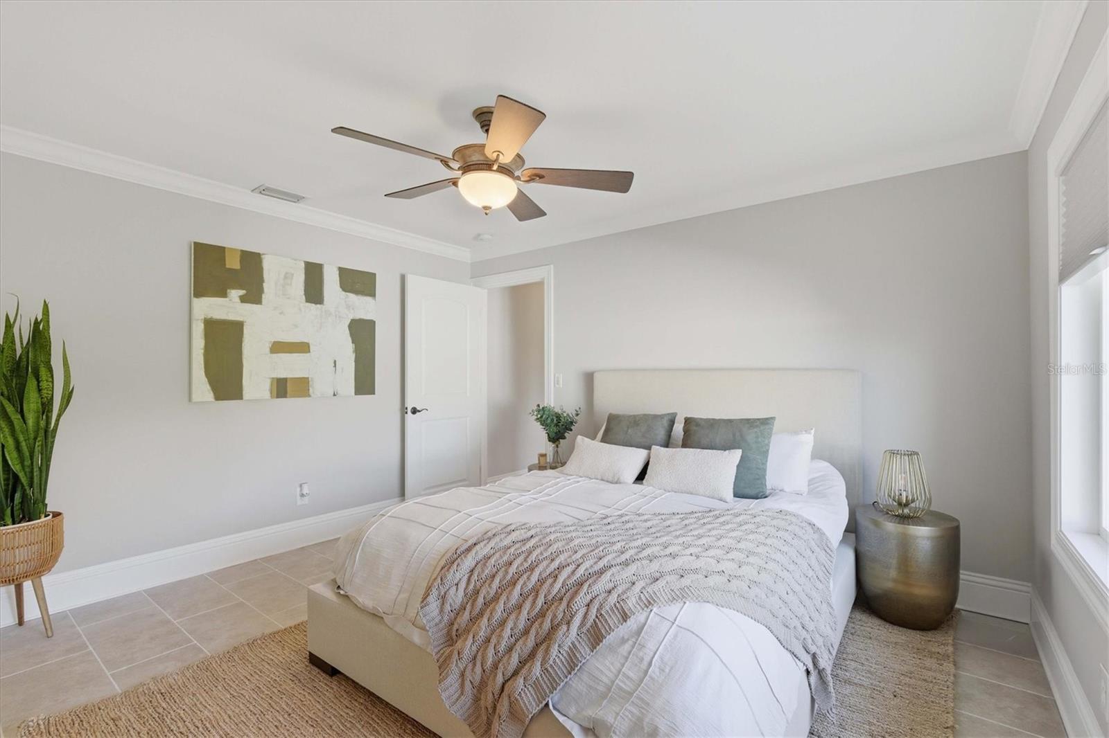 Listing photo id 46 for 215 Driftwood Lane