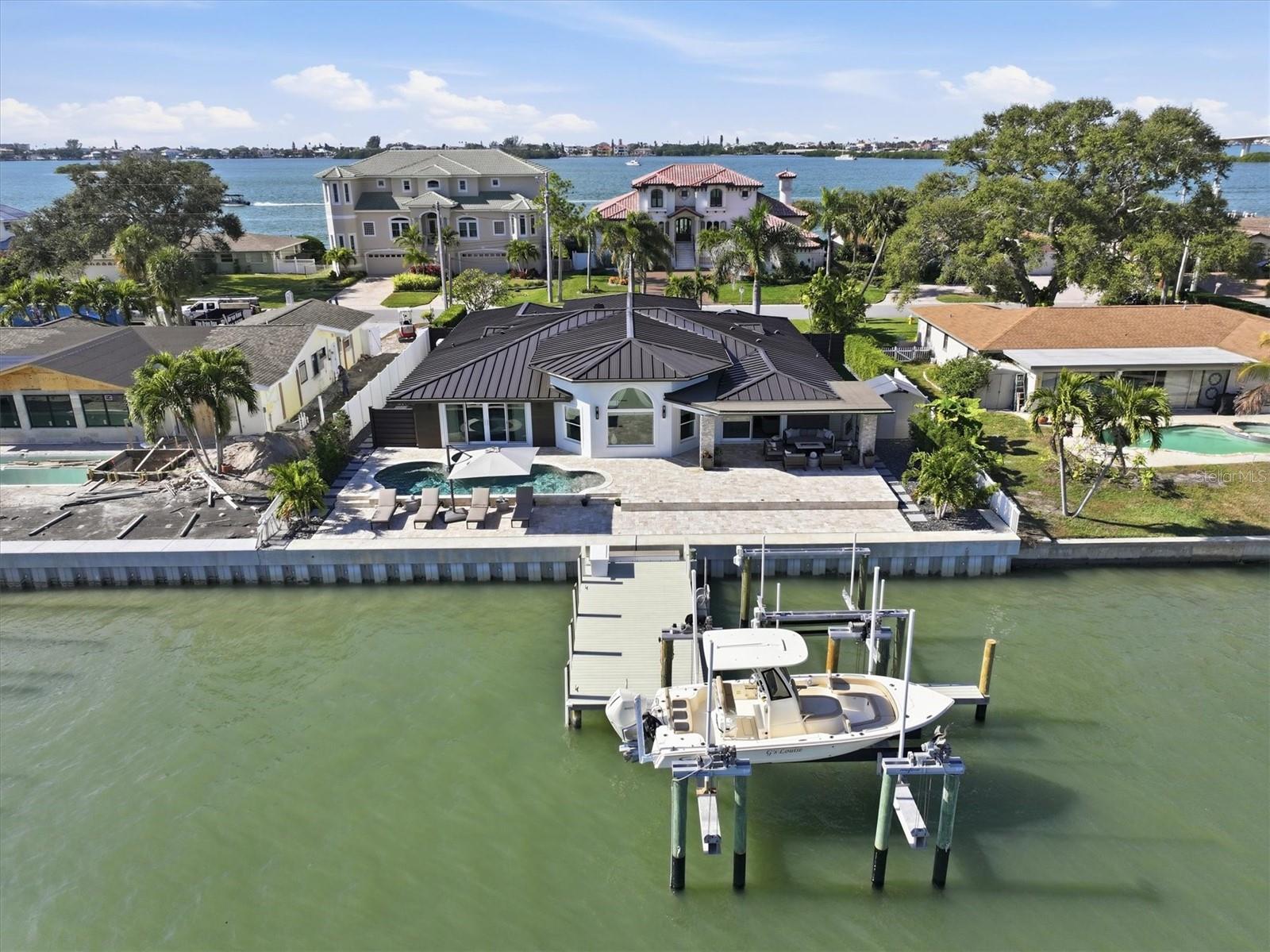 Listing photo id 68 for 215 Driftwood Lane