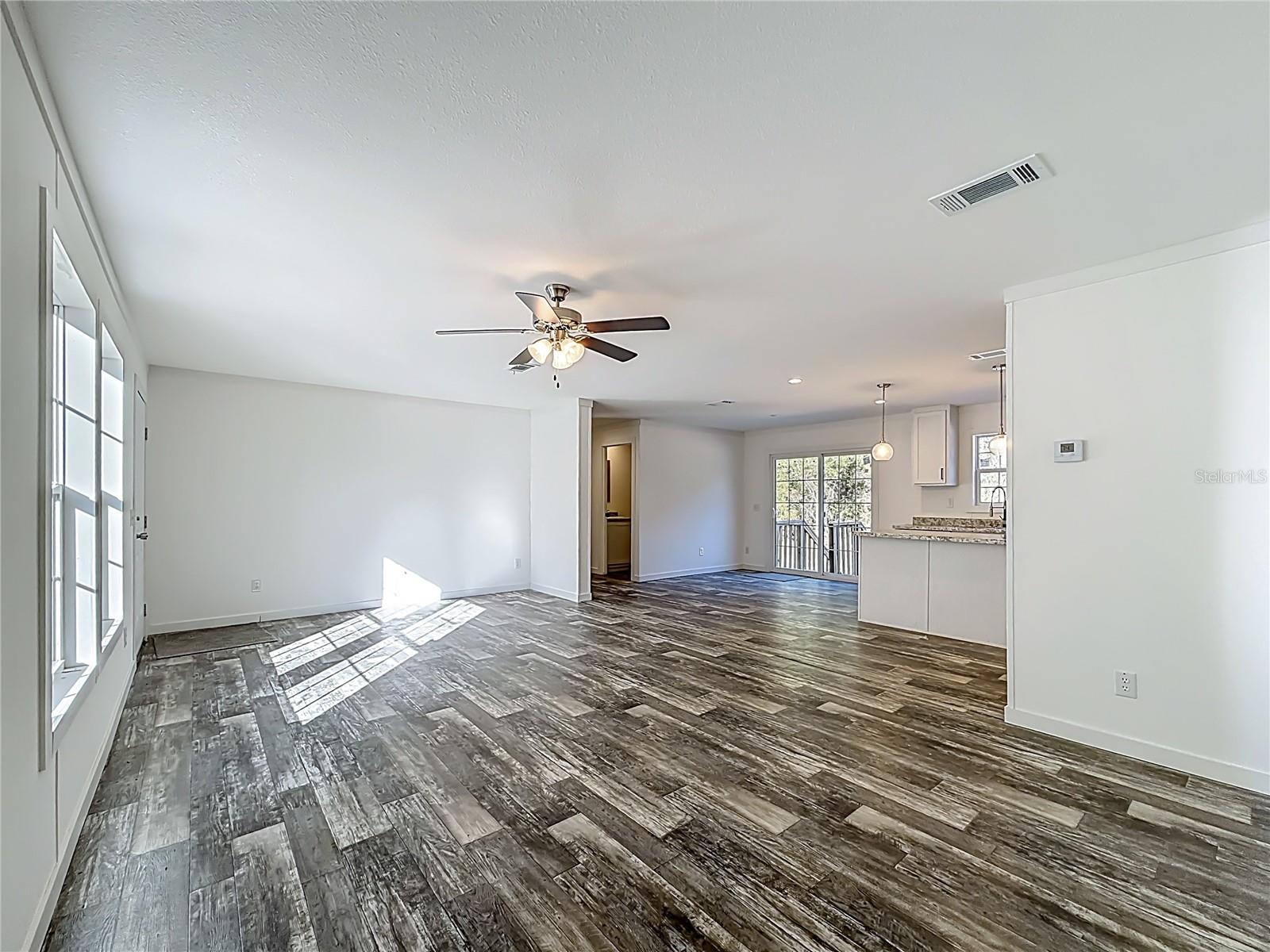 Image 13 of 45 For 2291 140 Avenue