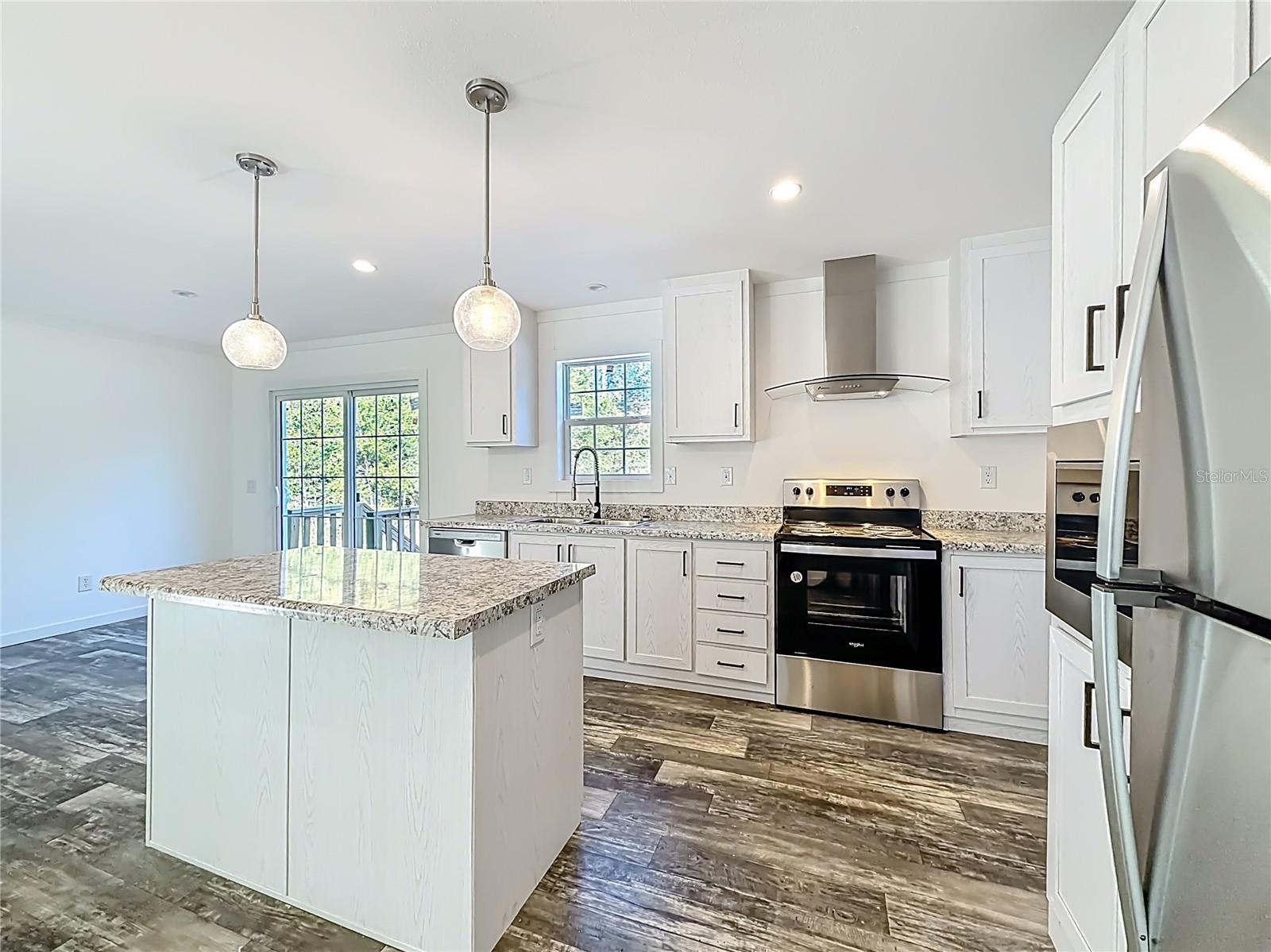 Image 14 of 45 For 2291 140 Avenue