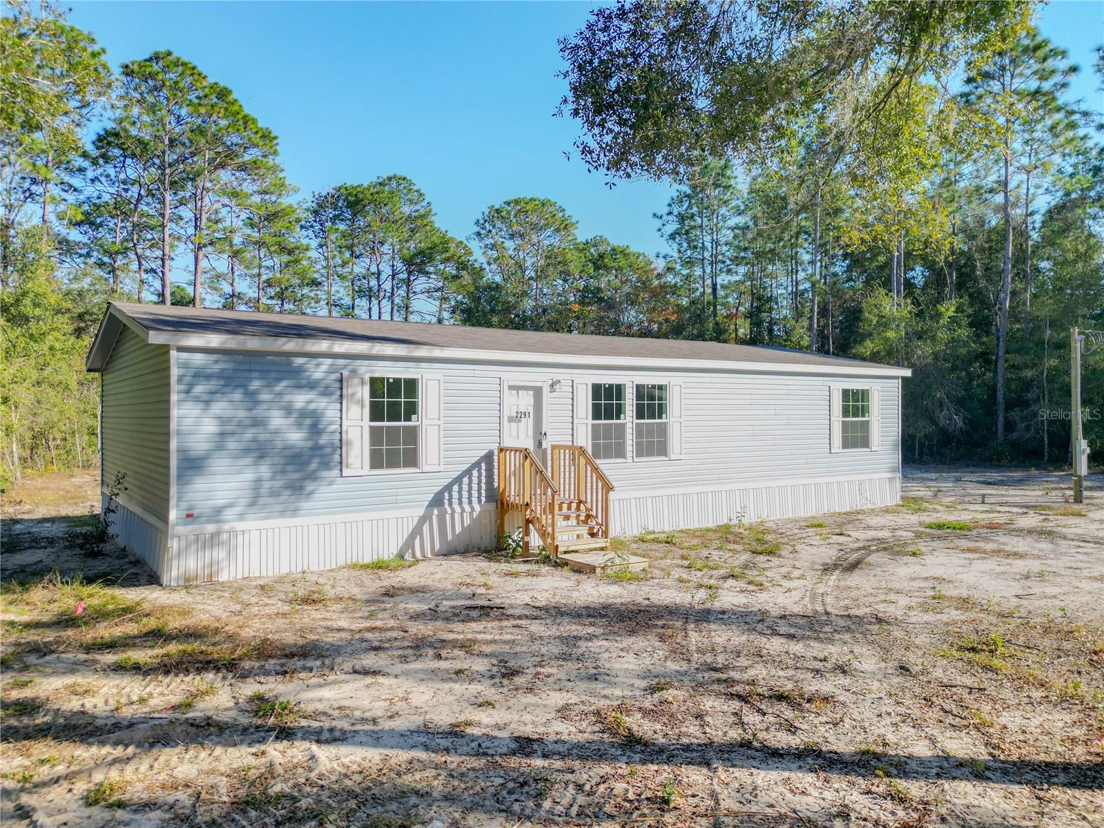 Image 5 of 45 For 2291 140 Avenue