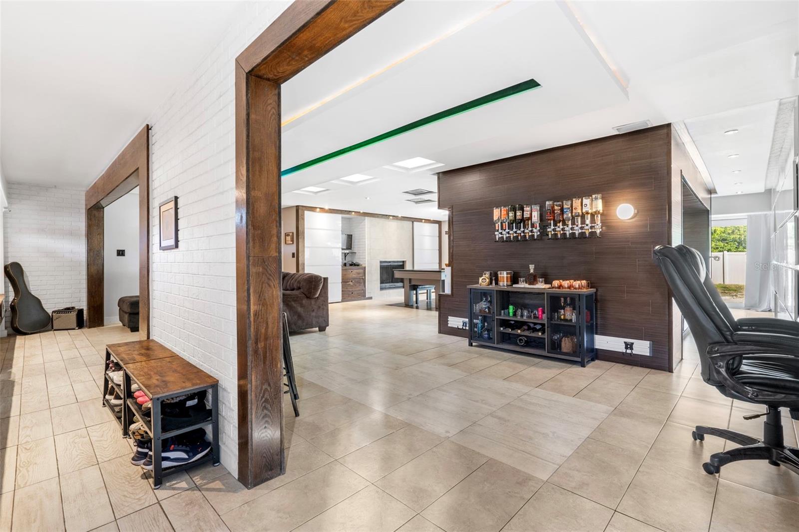 Image 3 of 43 For 2406 Meadowbrook Drive