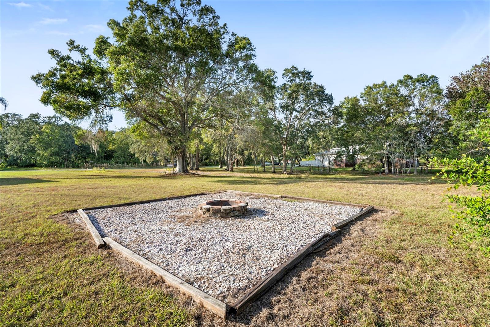 Image 36 of 43 For 2406 Meadowbrook Drive