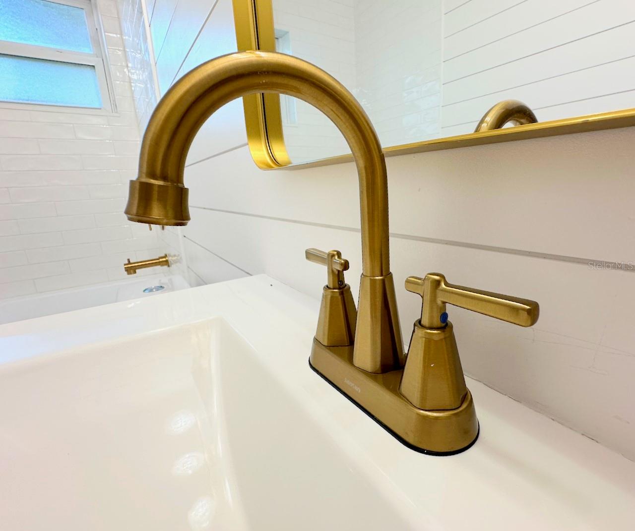 Image 14 of 31 For 4700 Chancellor Street Ne