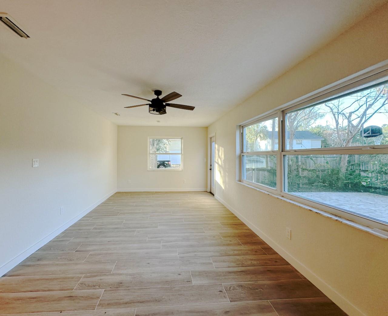 Image 19 of 31 For 4700 Chancellor Street Ne