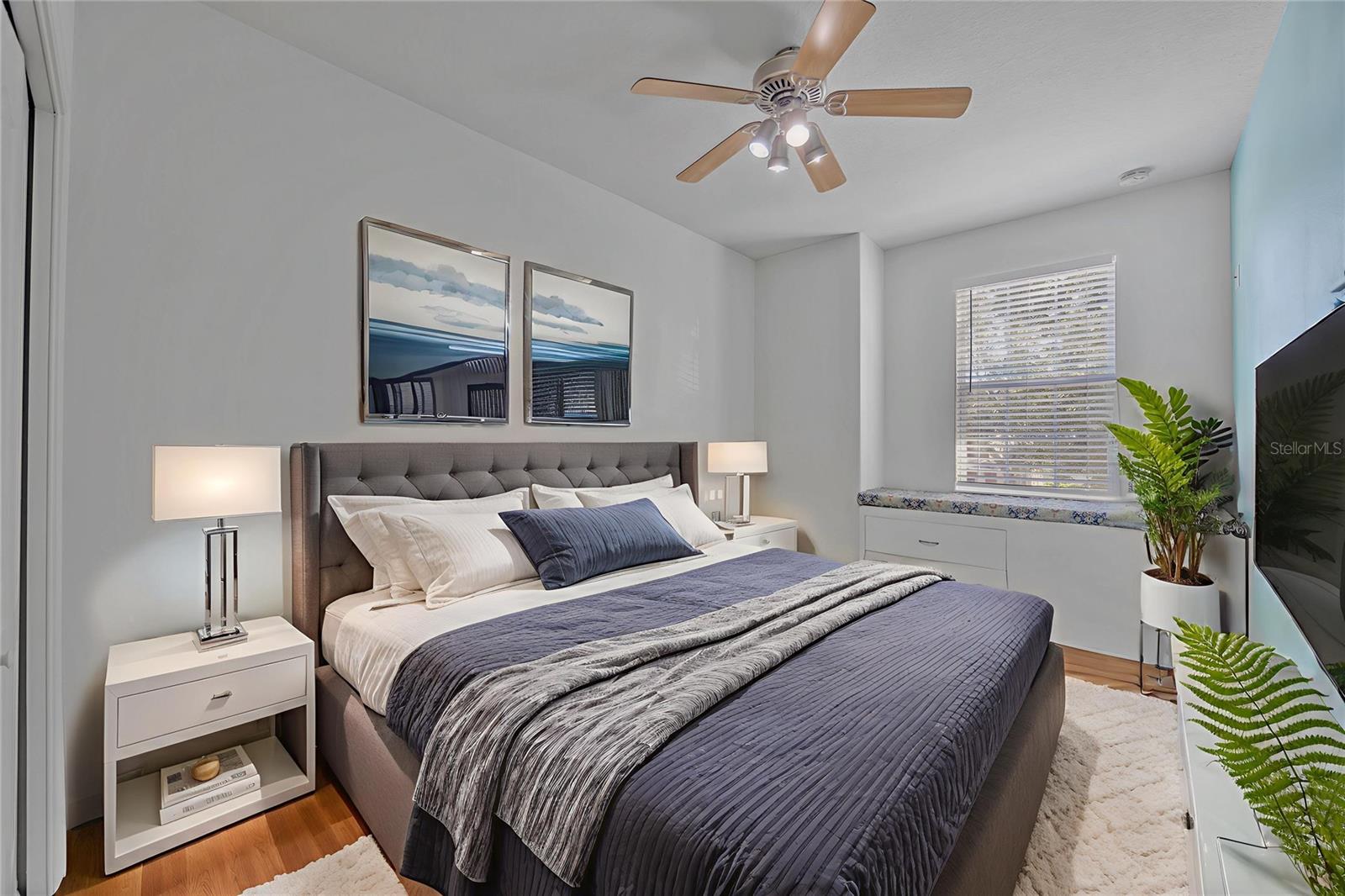 Image 27 of 54 For 10414 Tulip Field Way