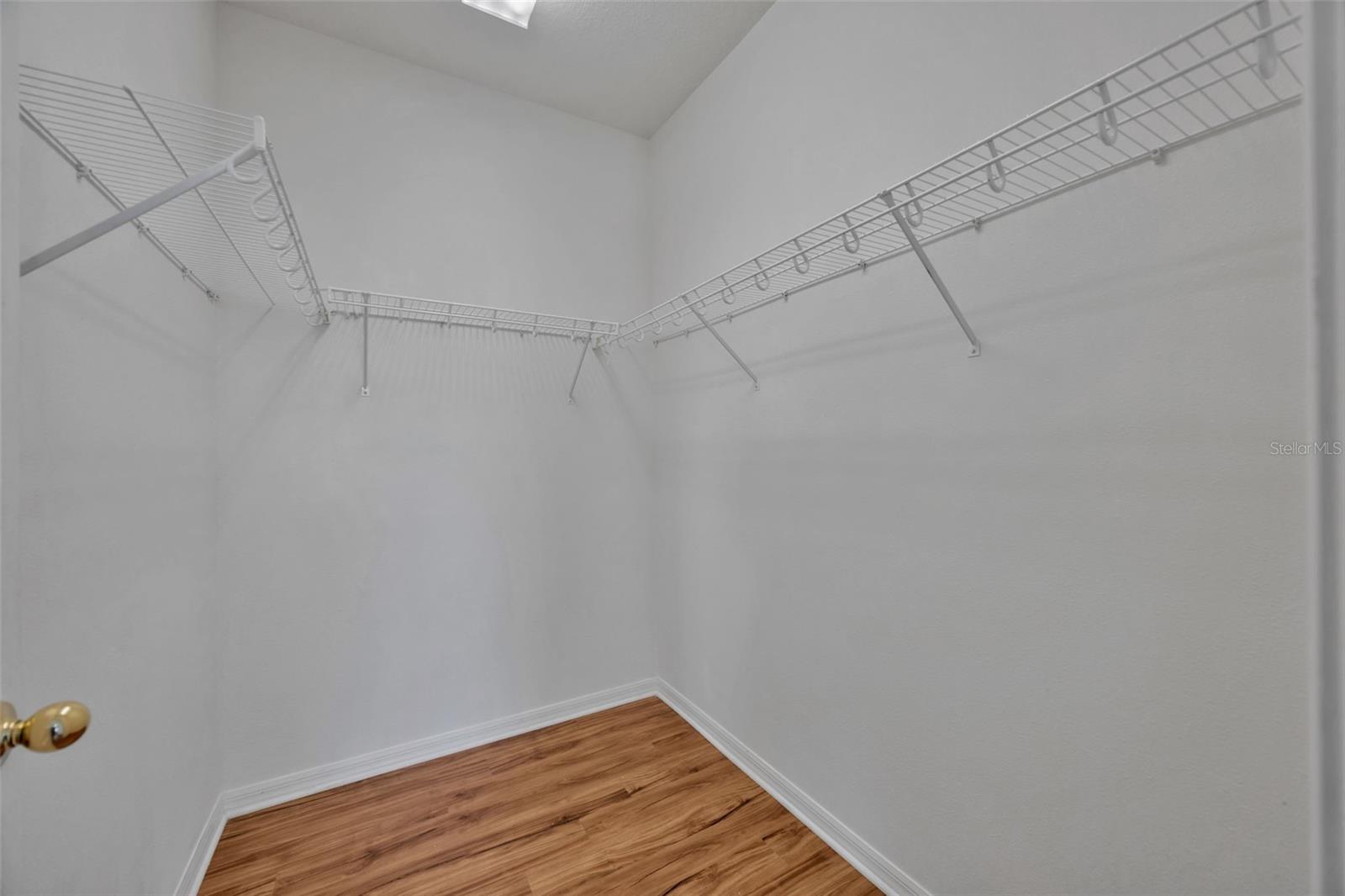 Image 34 of 54 For 10414 Tulip Field Way