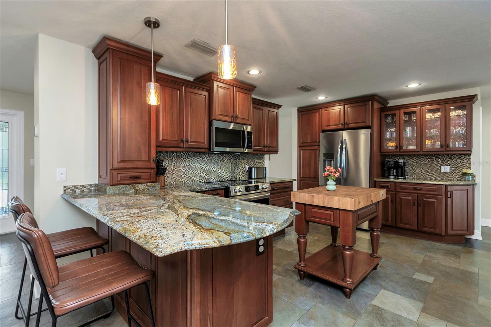 Image 6 of 44 For 2079 Swan Lane