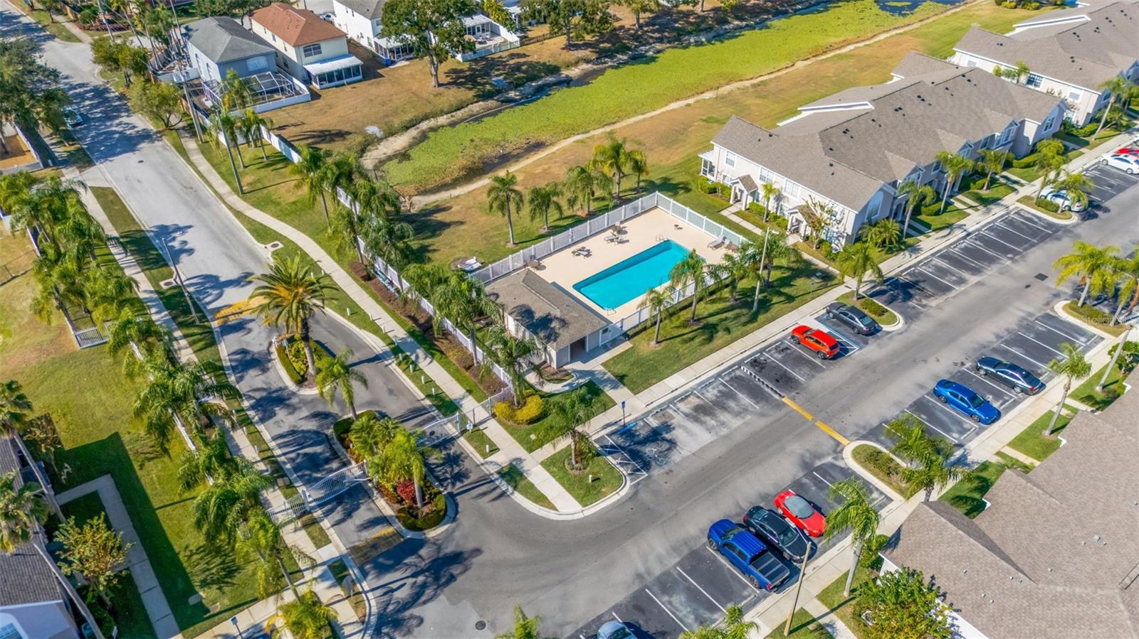 Image 37 of 49 For 637 Kensington Lake Circle