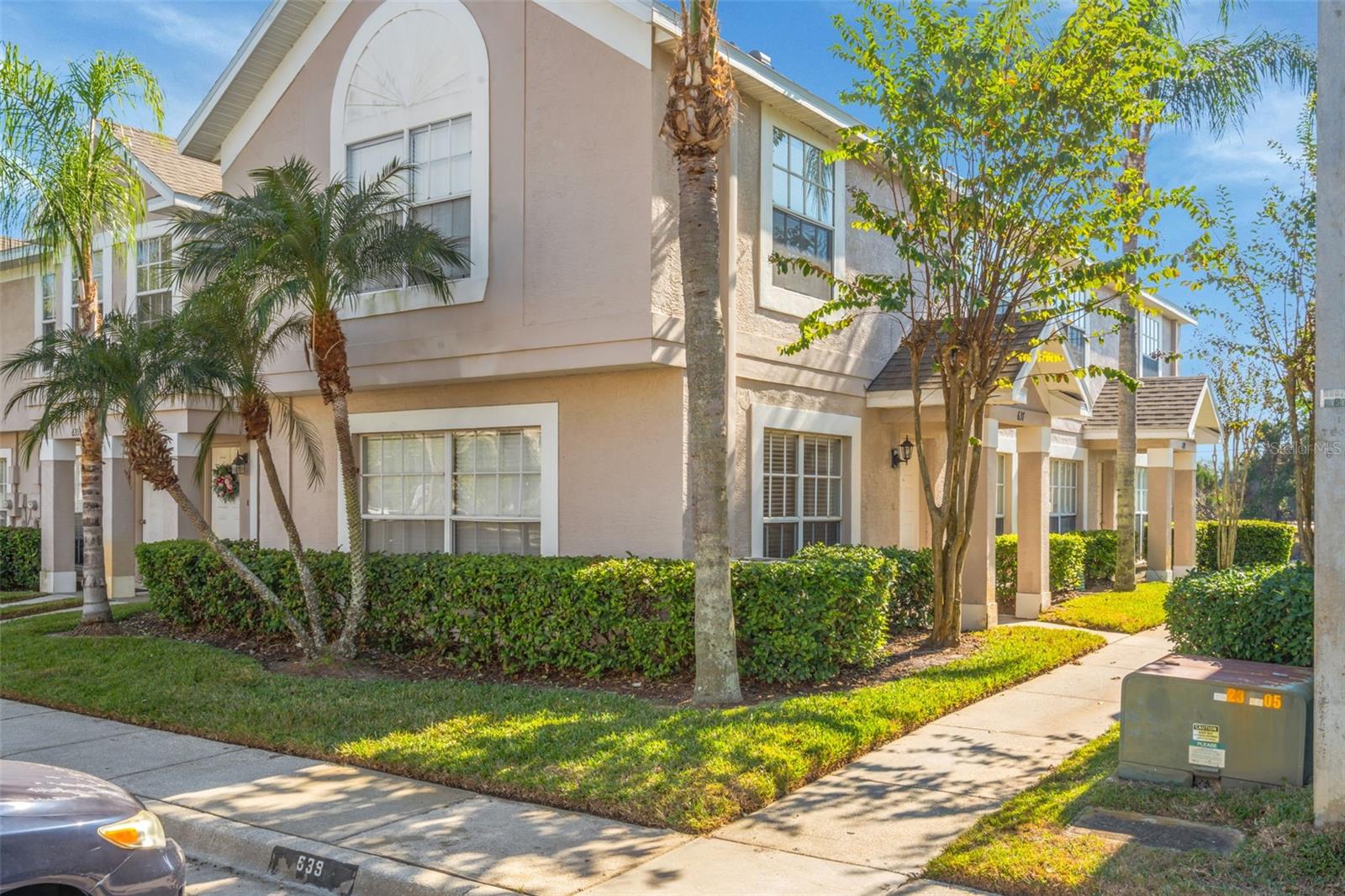 Image 41 of 49 For 637 Kensington Lake Circle