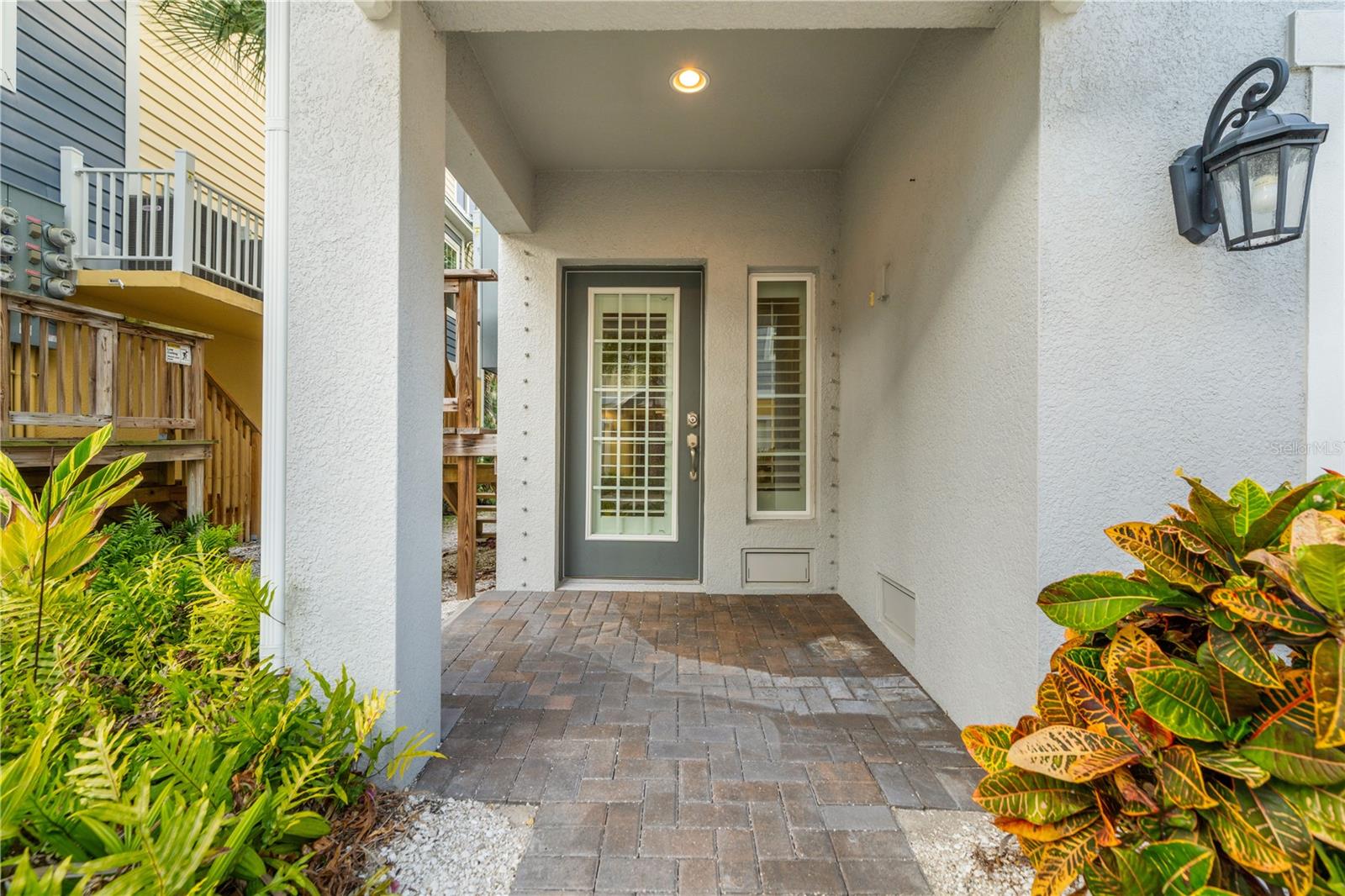 Image 13 of 61 For 3167 Moorings Drive S