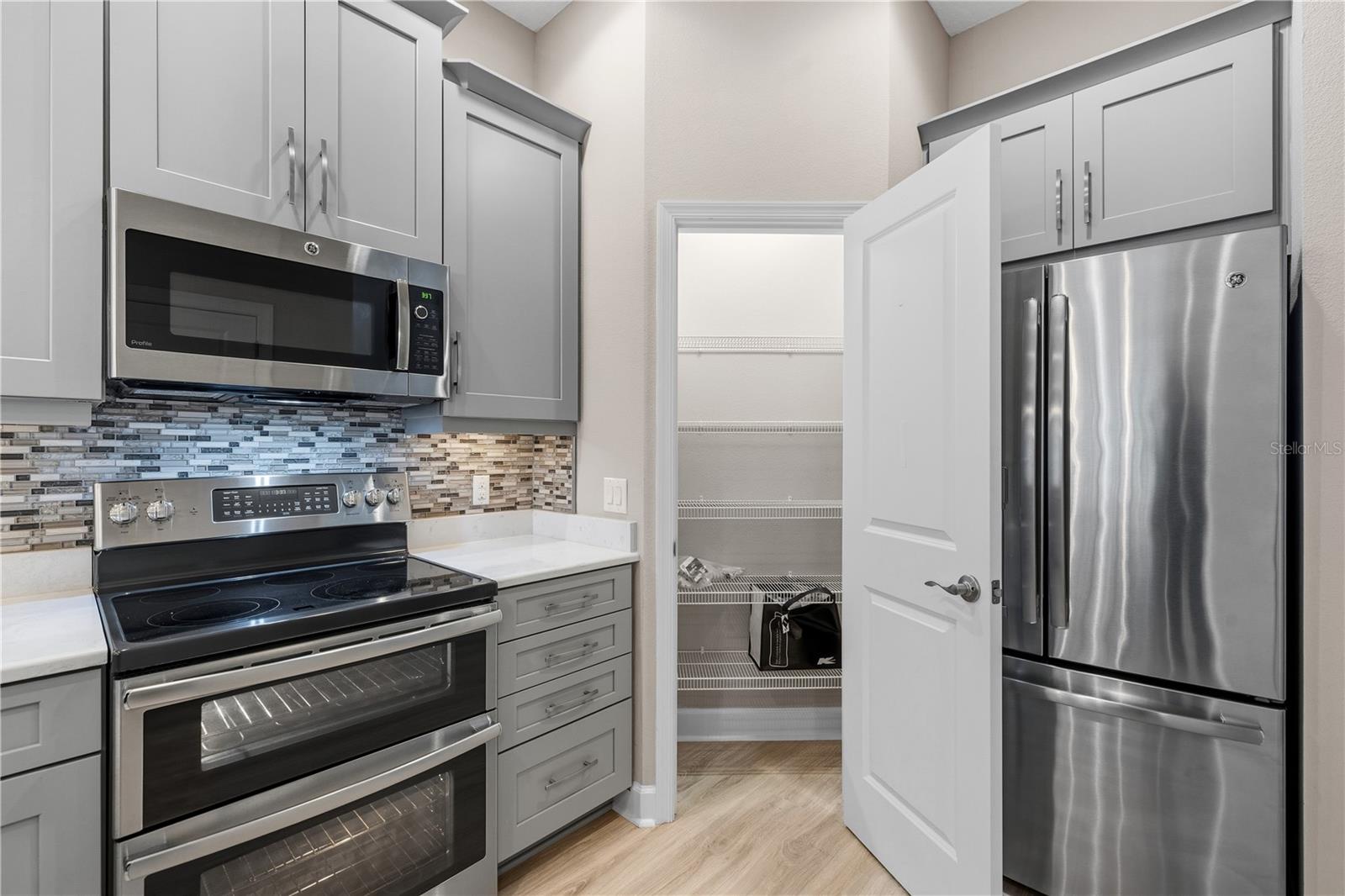 Image 28 of 61 For 3167 Moorings Drive S