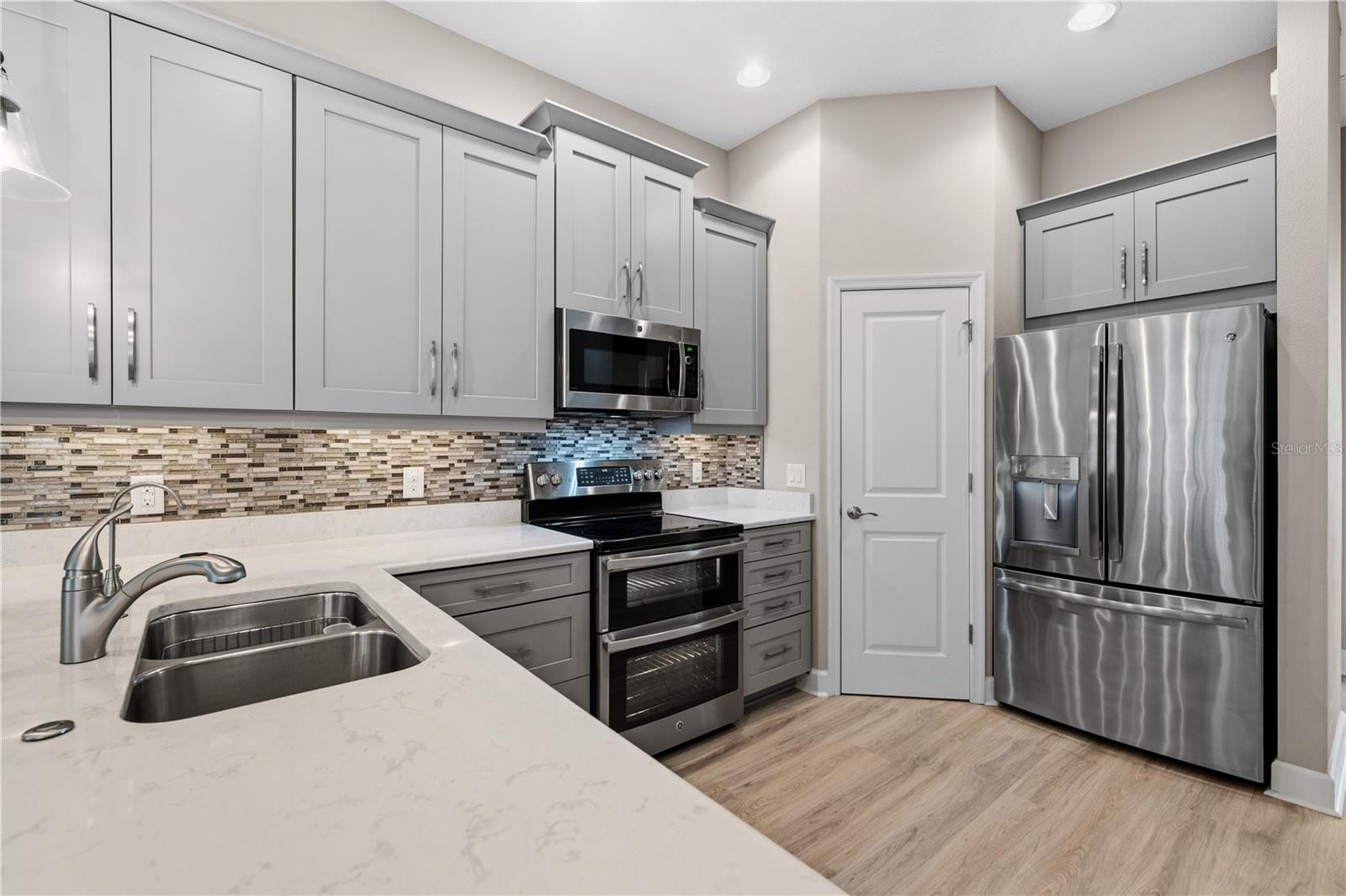 Image 3 of 61 For 3167 Moorings Drive S