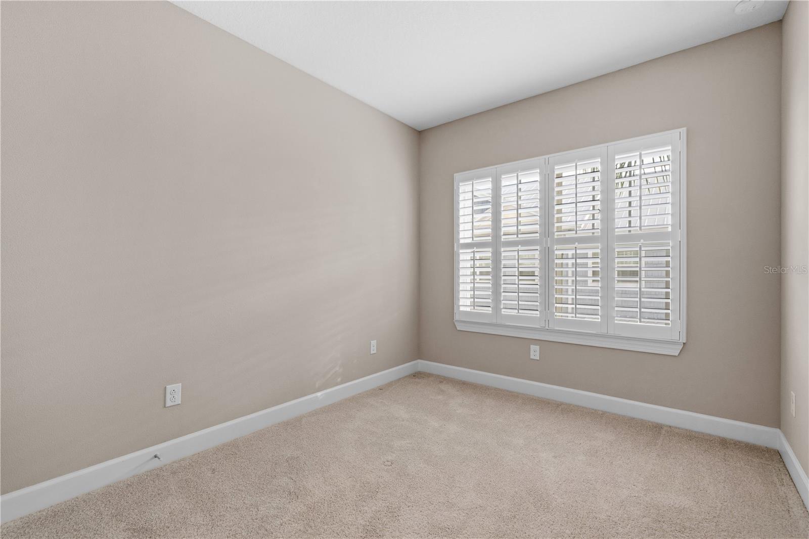 Image 43 of 61 For 3167 Moorings Drive S