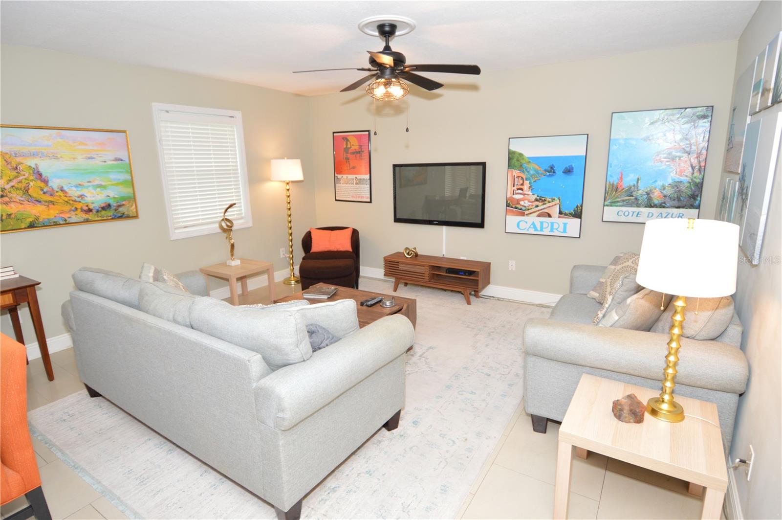 Image 20 of 100 For 3873 Pompano Drive Se D