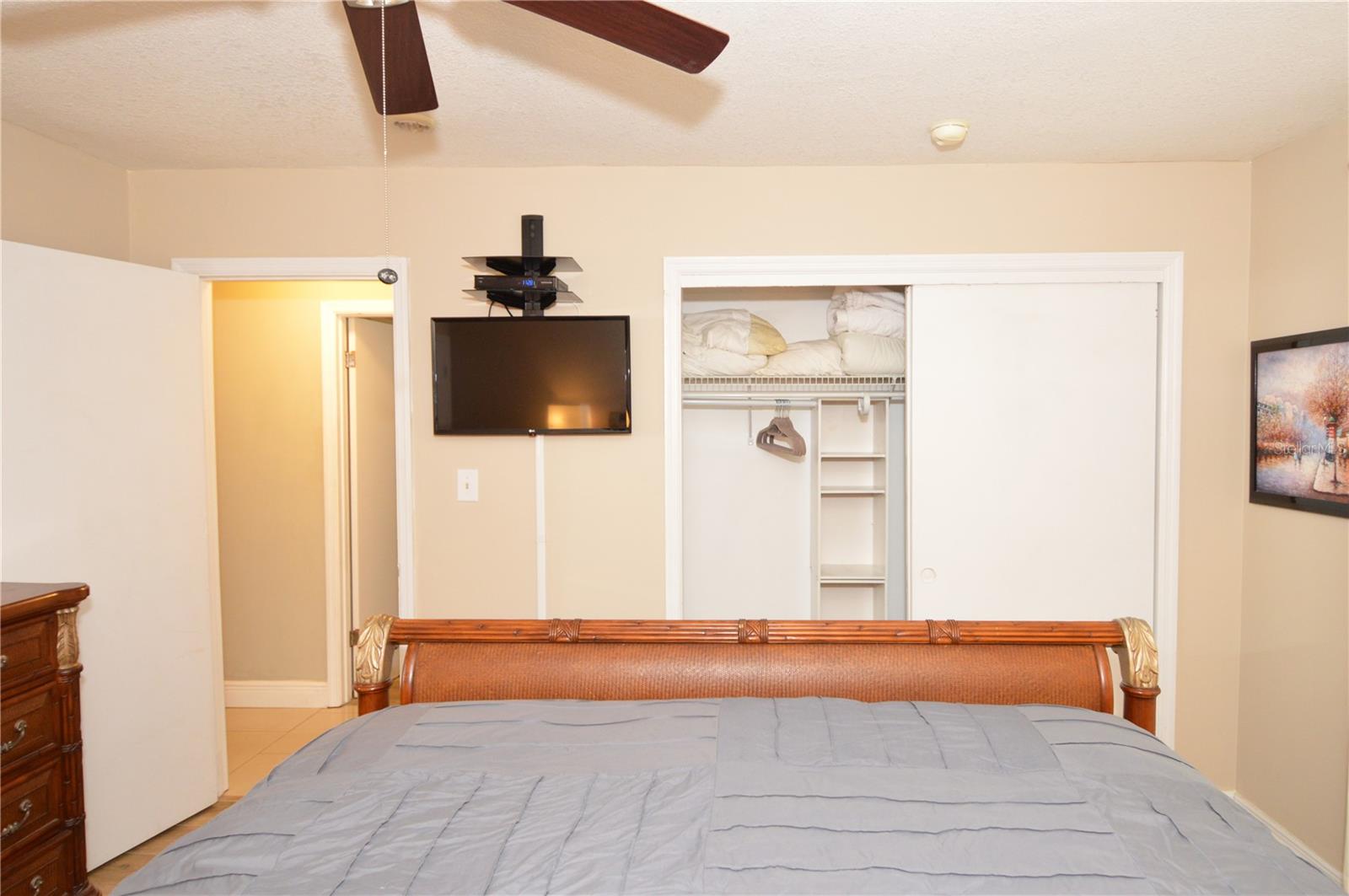 Image 30 of 100 For 3873 Pompano Drive Se D