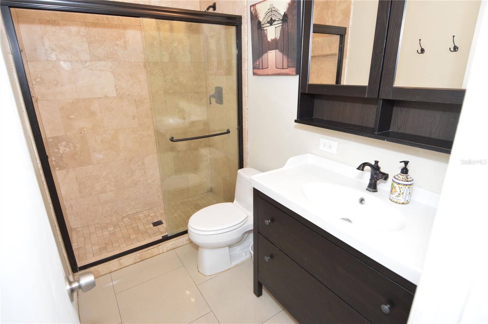 Image 31 of 100 For 3873 Pompano Drive Se D