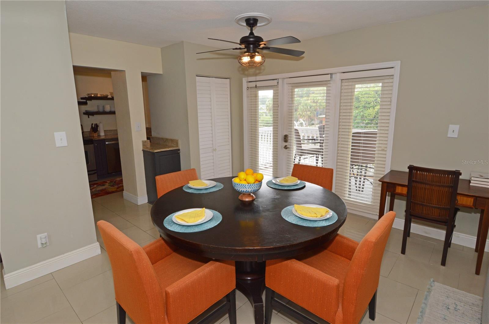 Image 7 of 100 For 3873 Pompano Drive Se D