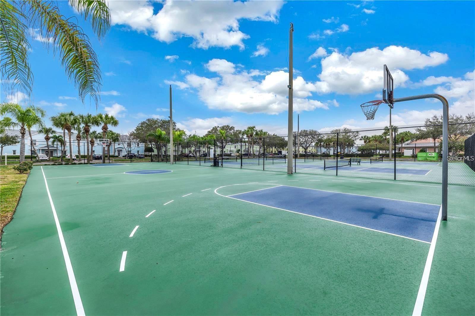 Image 93 of 100 For 3873 Pompano Drive Se D