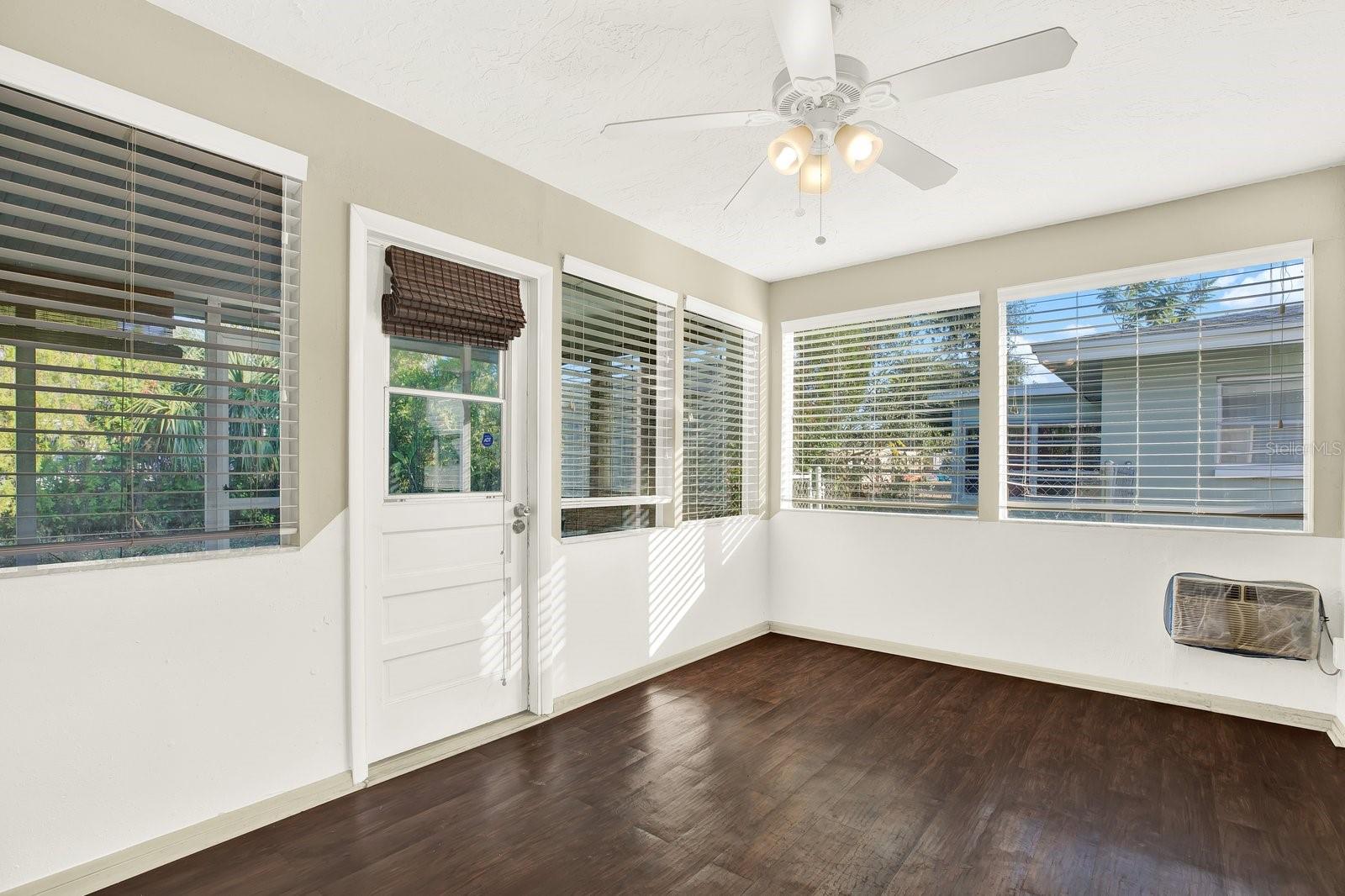 Image 14 of 17 For 2100 Timber Lane