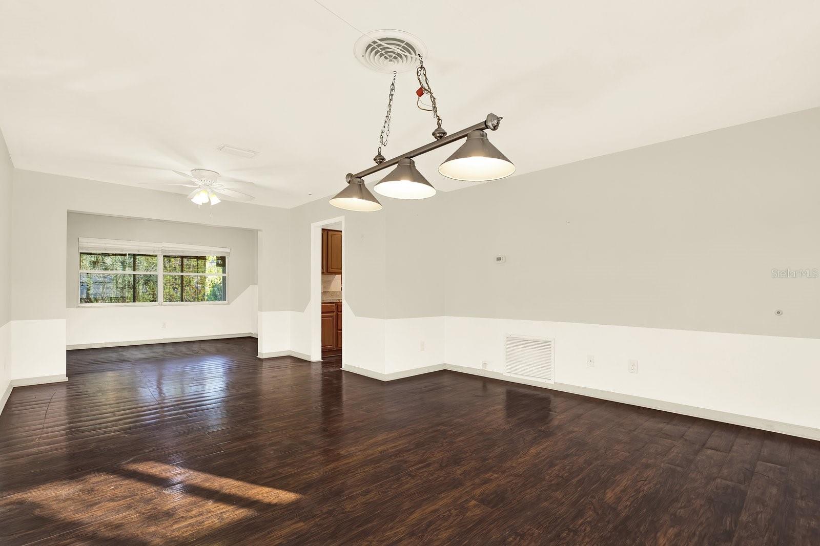 Image 4 of 17 For 2100 Timber Lane