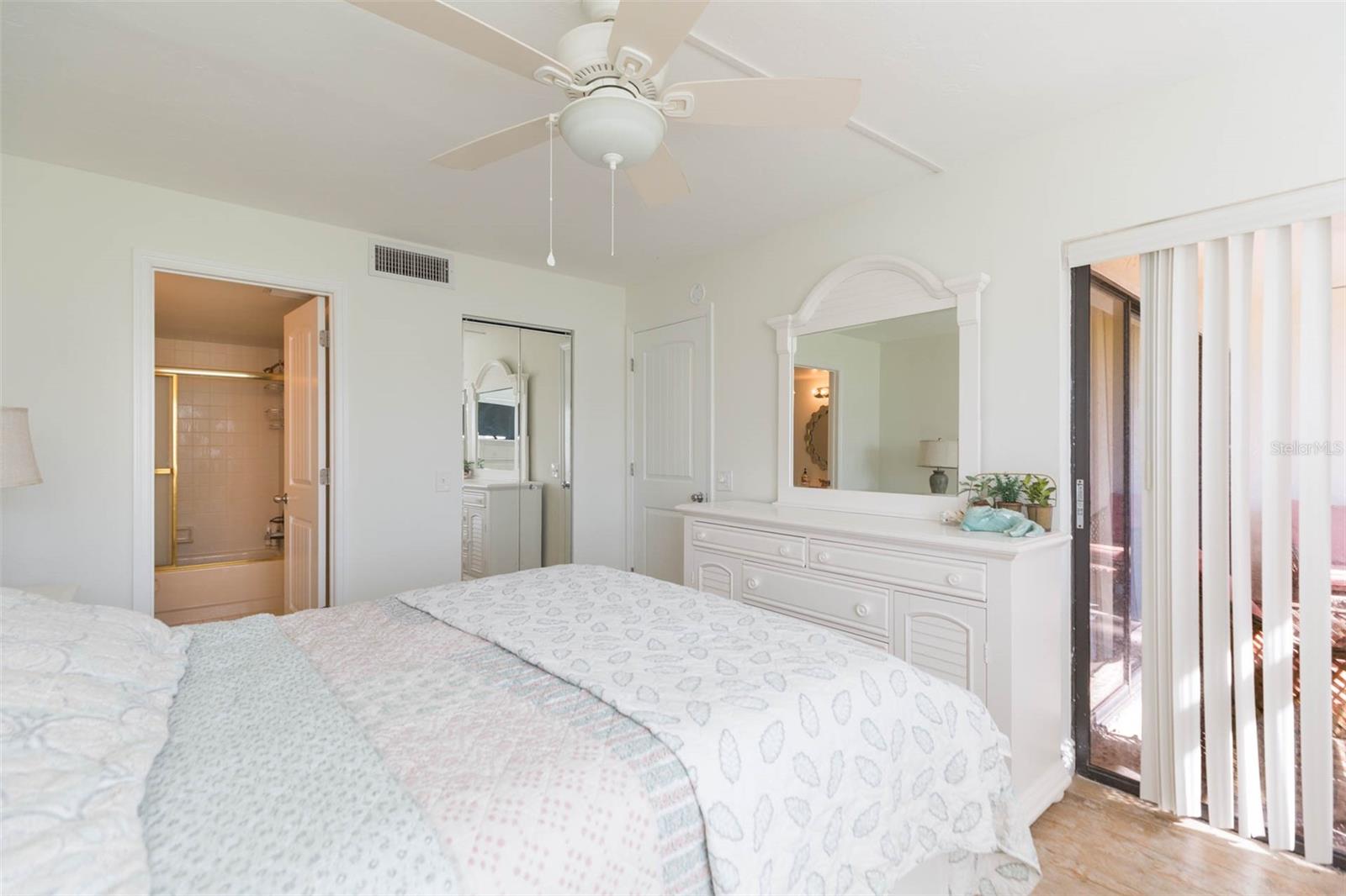 Image 15 of 32 For 5510 Puerta Del Sol Boulevard S 132