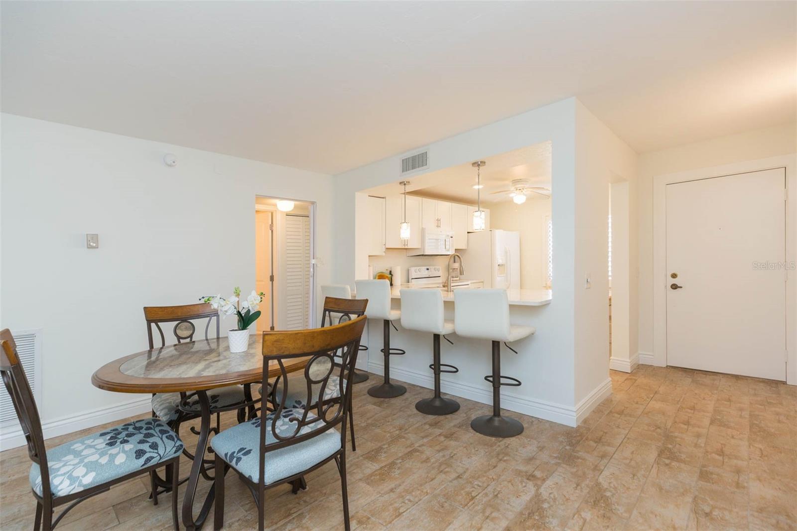 Image 4 of 32 For 5510 Puerta Del Sol Boulevard S 132