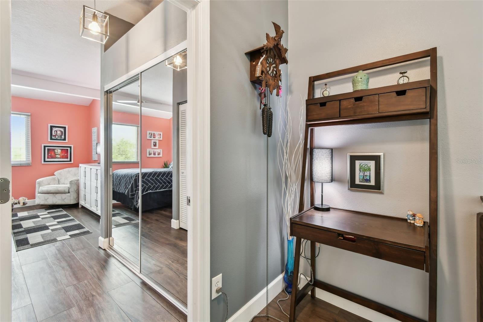 Image 20 of 37 For 549 Walden Court