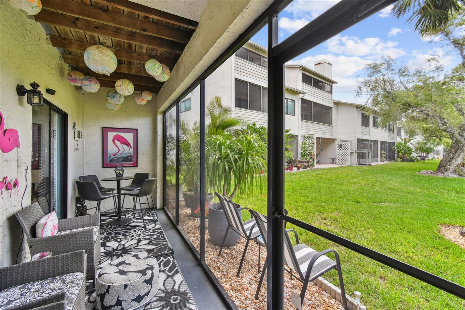 Image 31 of 37 For 549 Walden Court