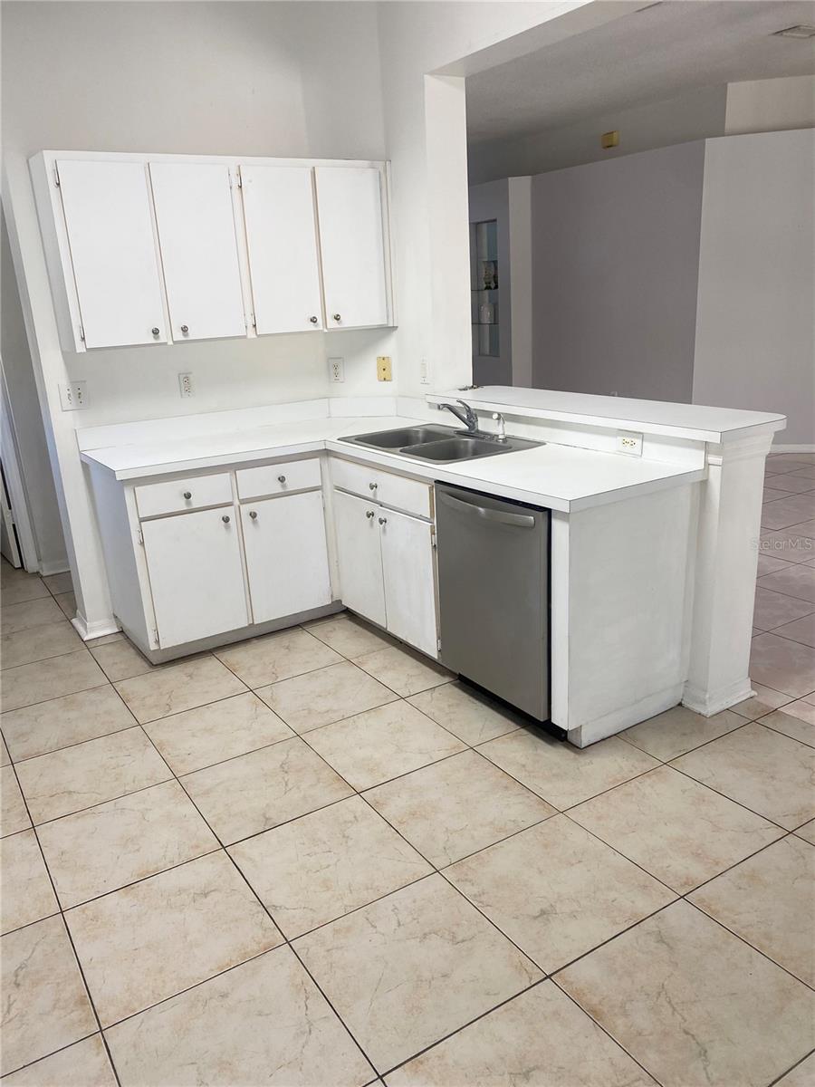 Image 14 of 31 For 8855 Cypress Hammock Drive