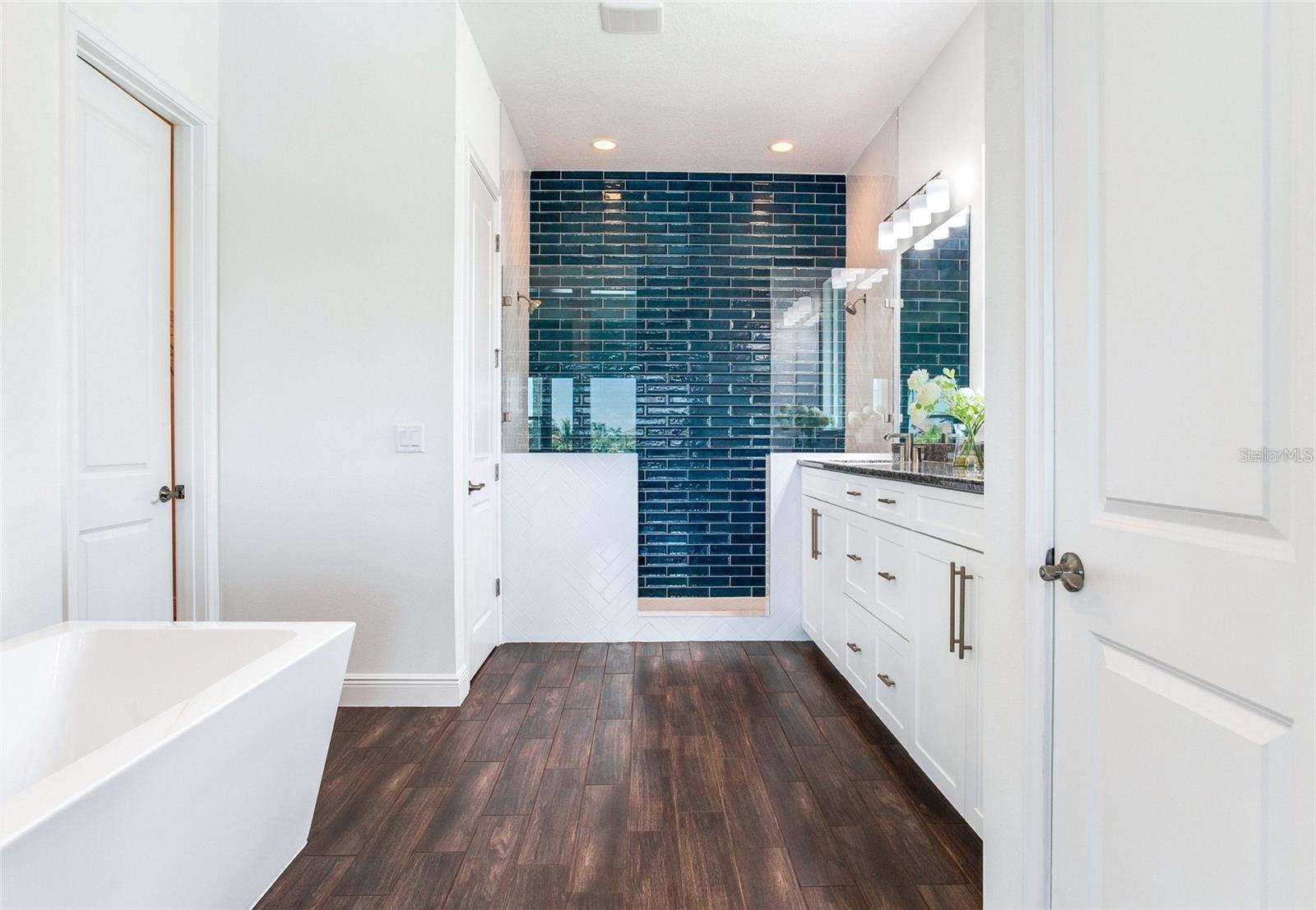 Image 19 of 29 For 635 115th Avenue