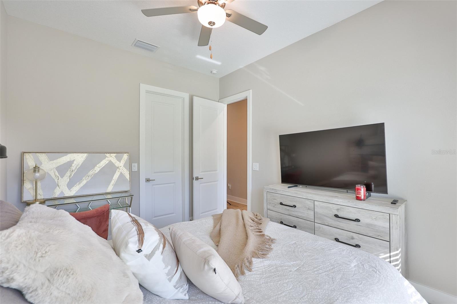 Image 30 of 42 For 13148 Oldenburg Drive