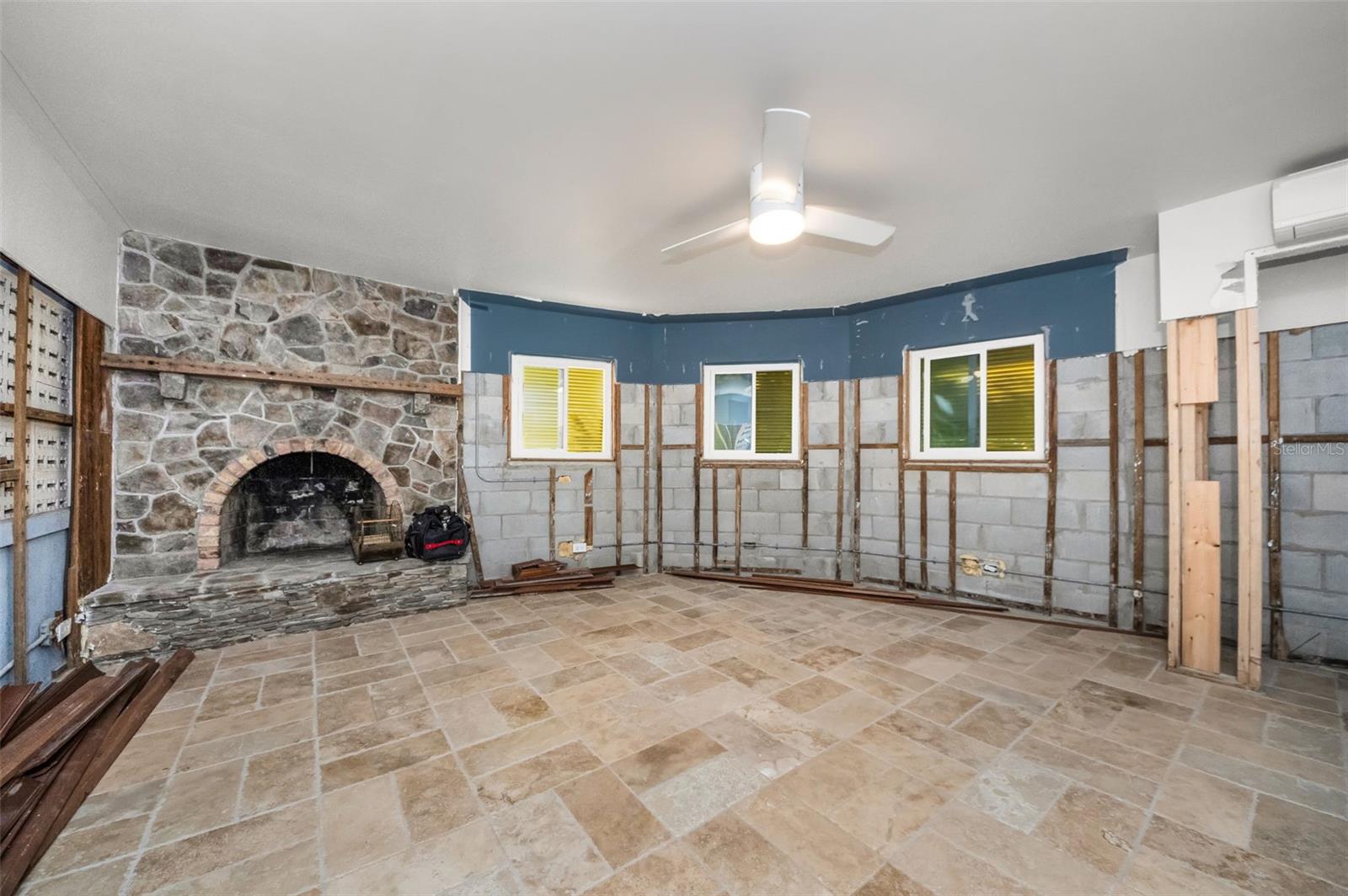 Image 34 of 43 For 16101 Redington Drive