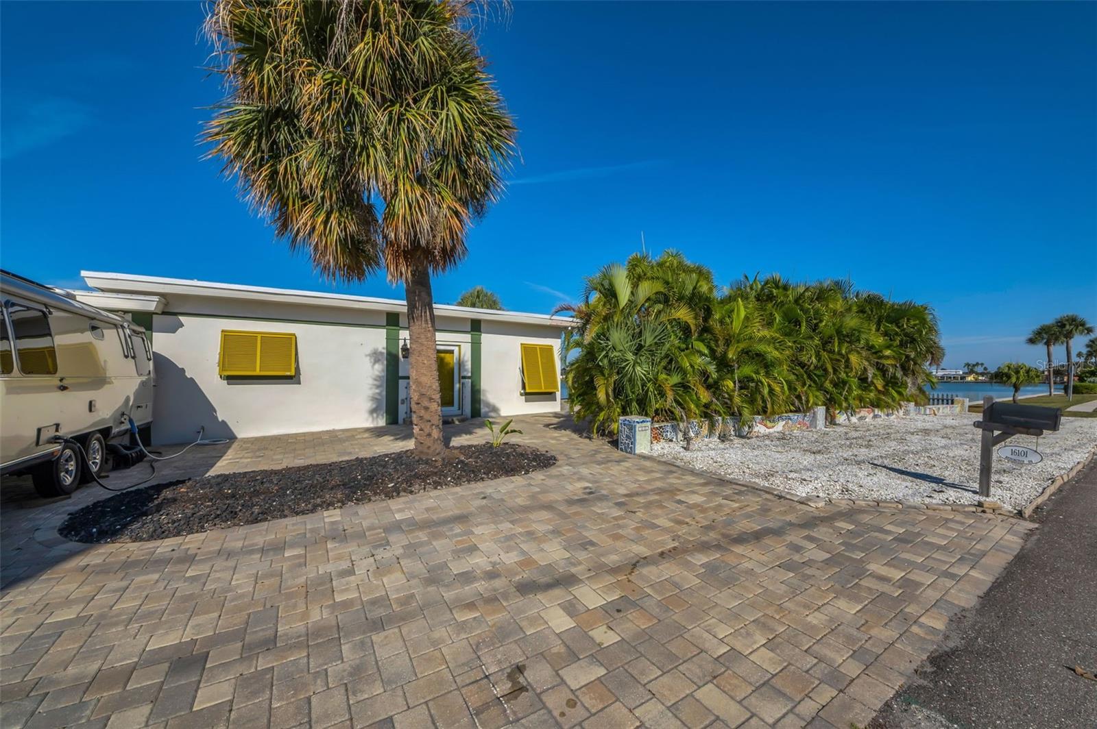 Image 41 of 43 For 16101 Redington Drive