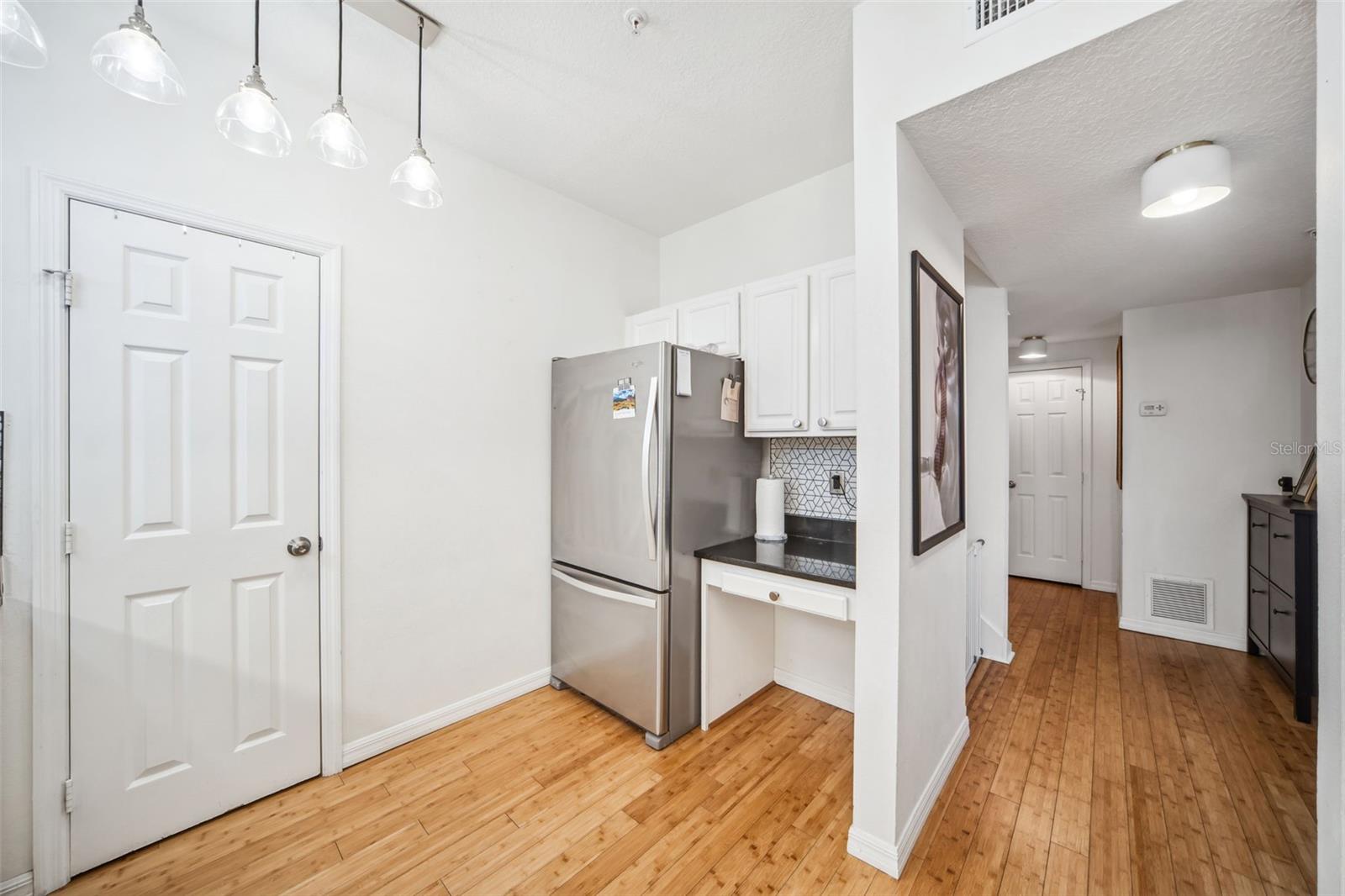 Image 19 of 52 For 501 Knights Run Avenue 5101