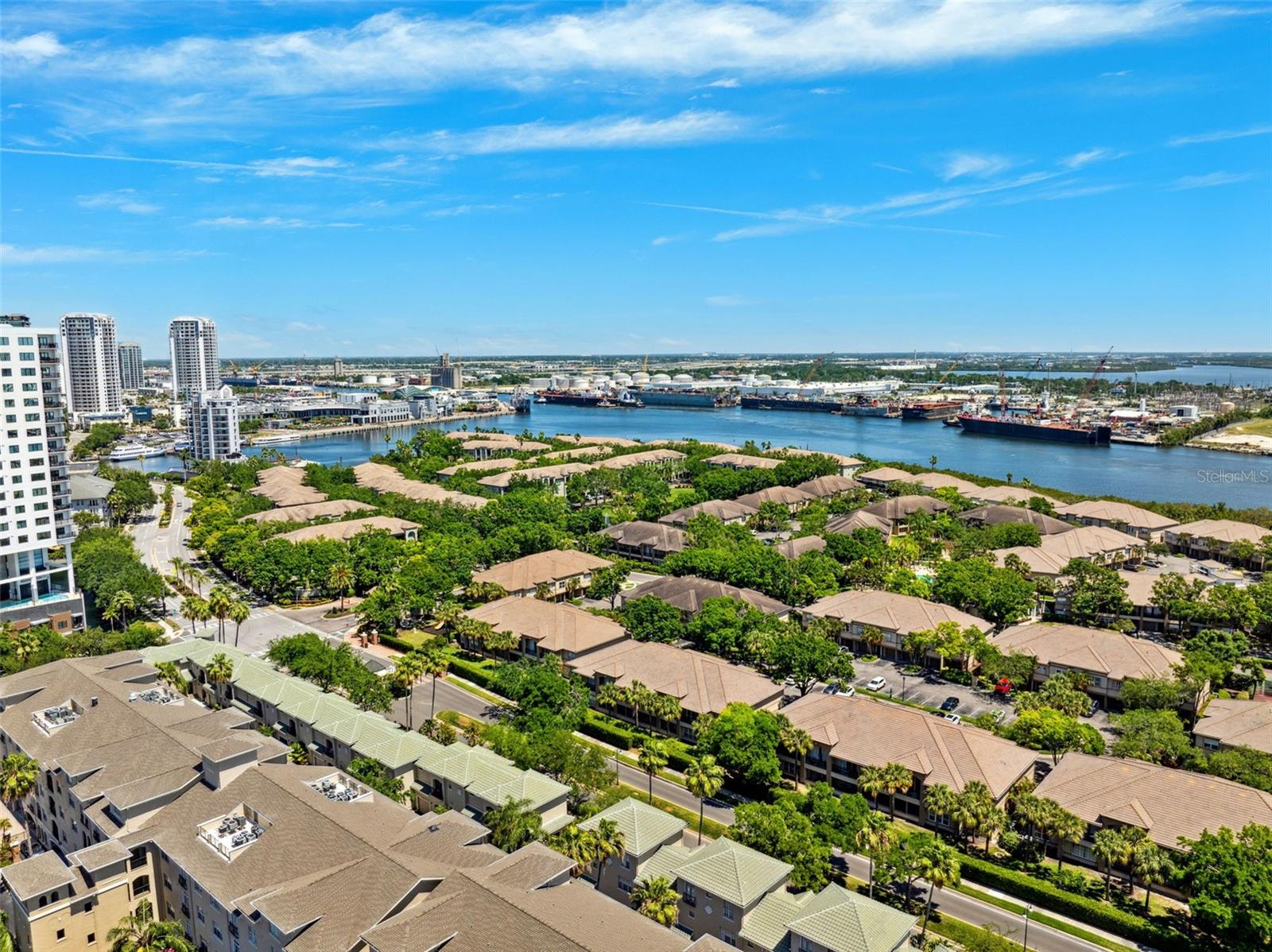 Image 40 of 52 For 501 Knights Run Avenue 5101