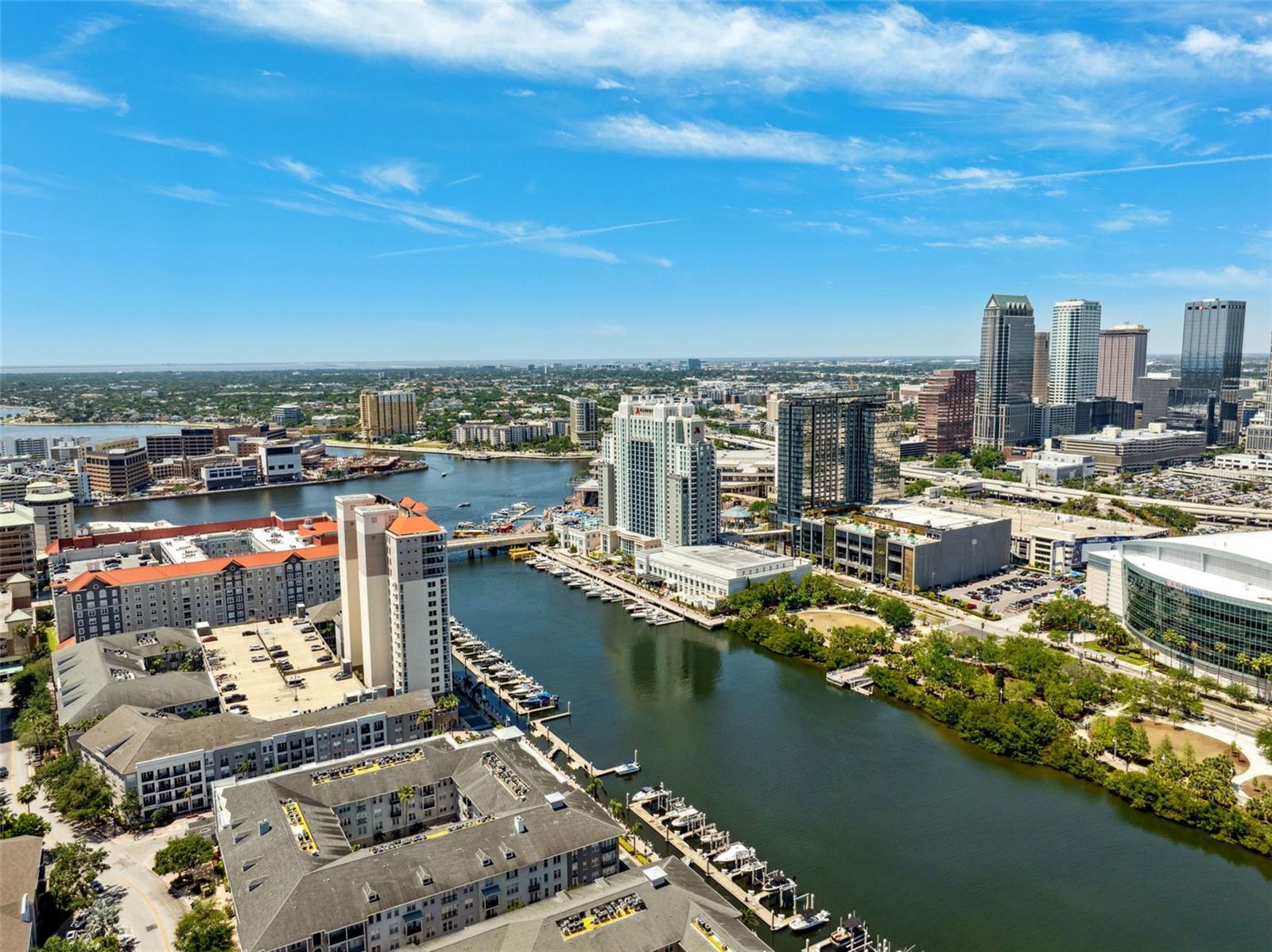 Image 47 of 52 For 501 Knights Run Avenue 5101