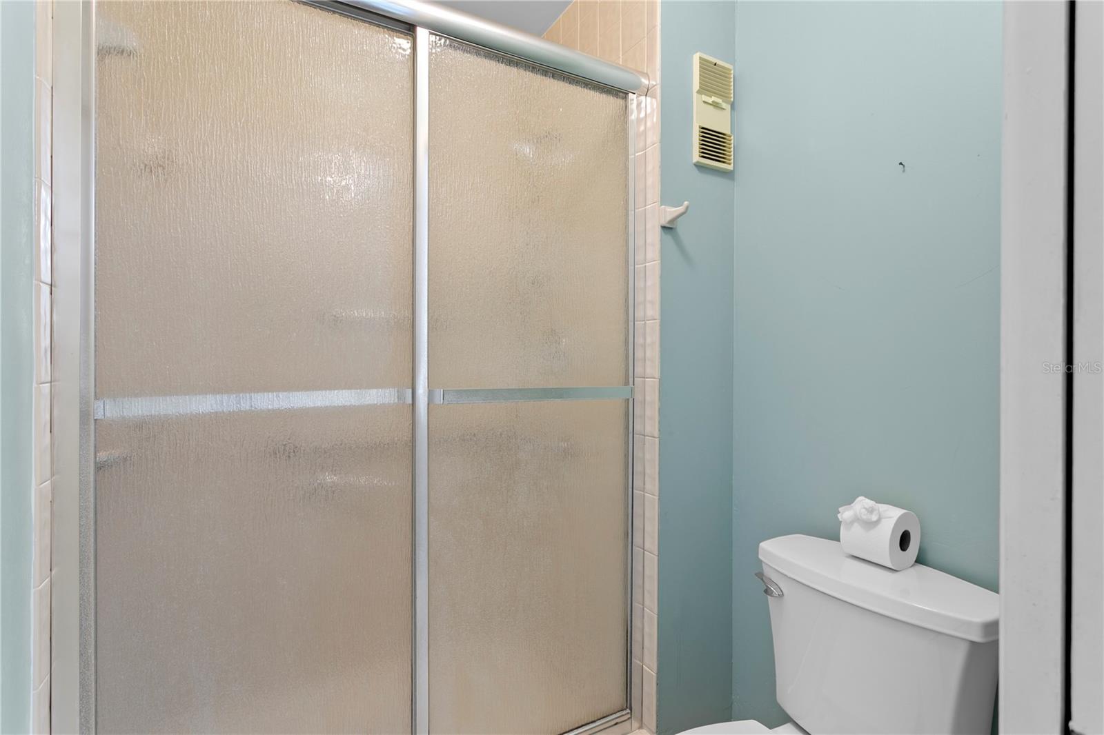 Image 28 of 46 For 1601 43rd Street N 220