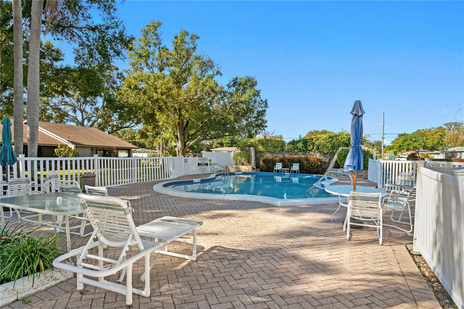 Image 33 of 46 For 1601 43rd Street N 220