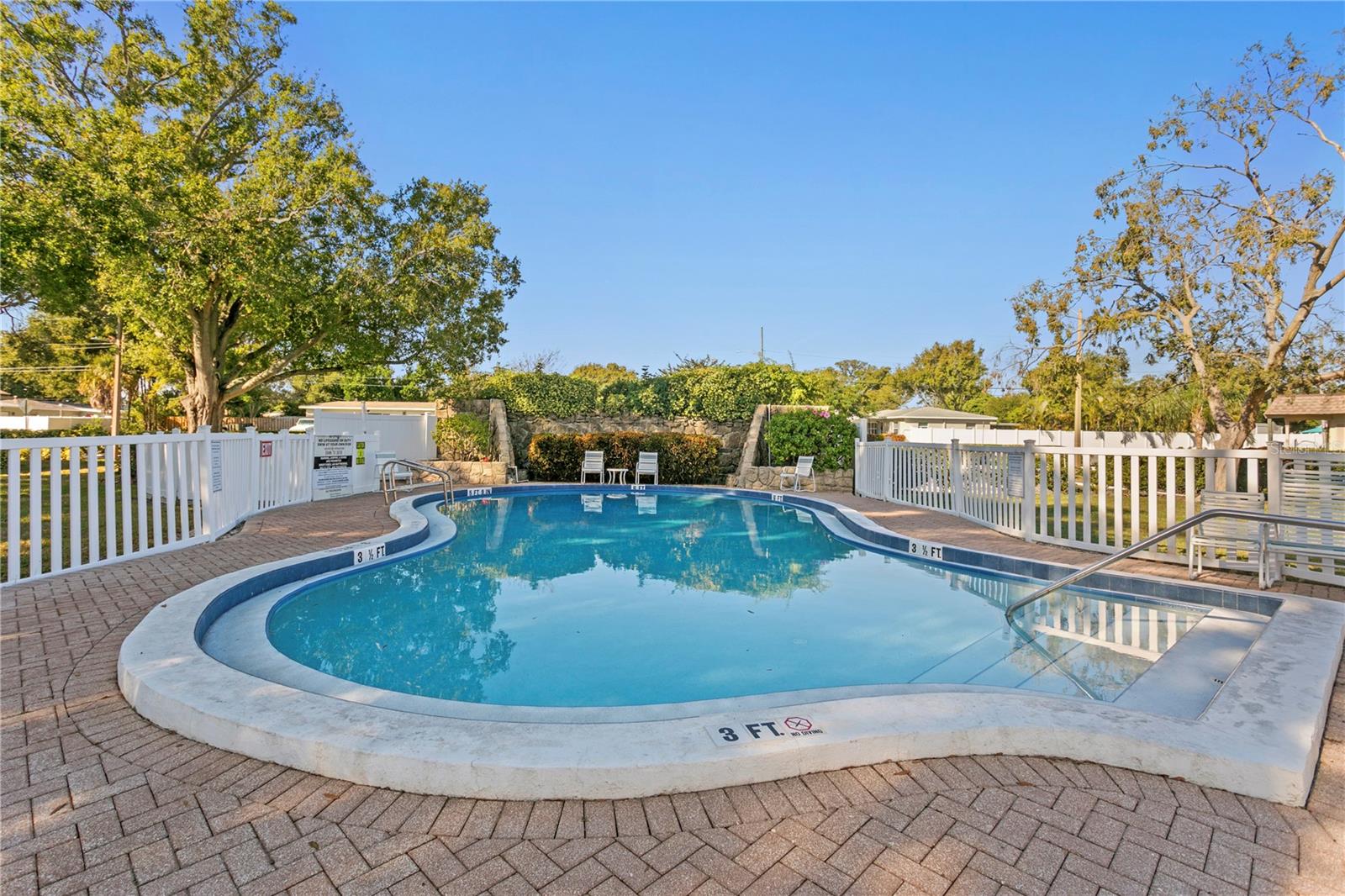 Image 34 of 46 For 1601 43rd Street N 220