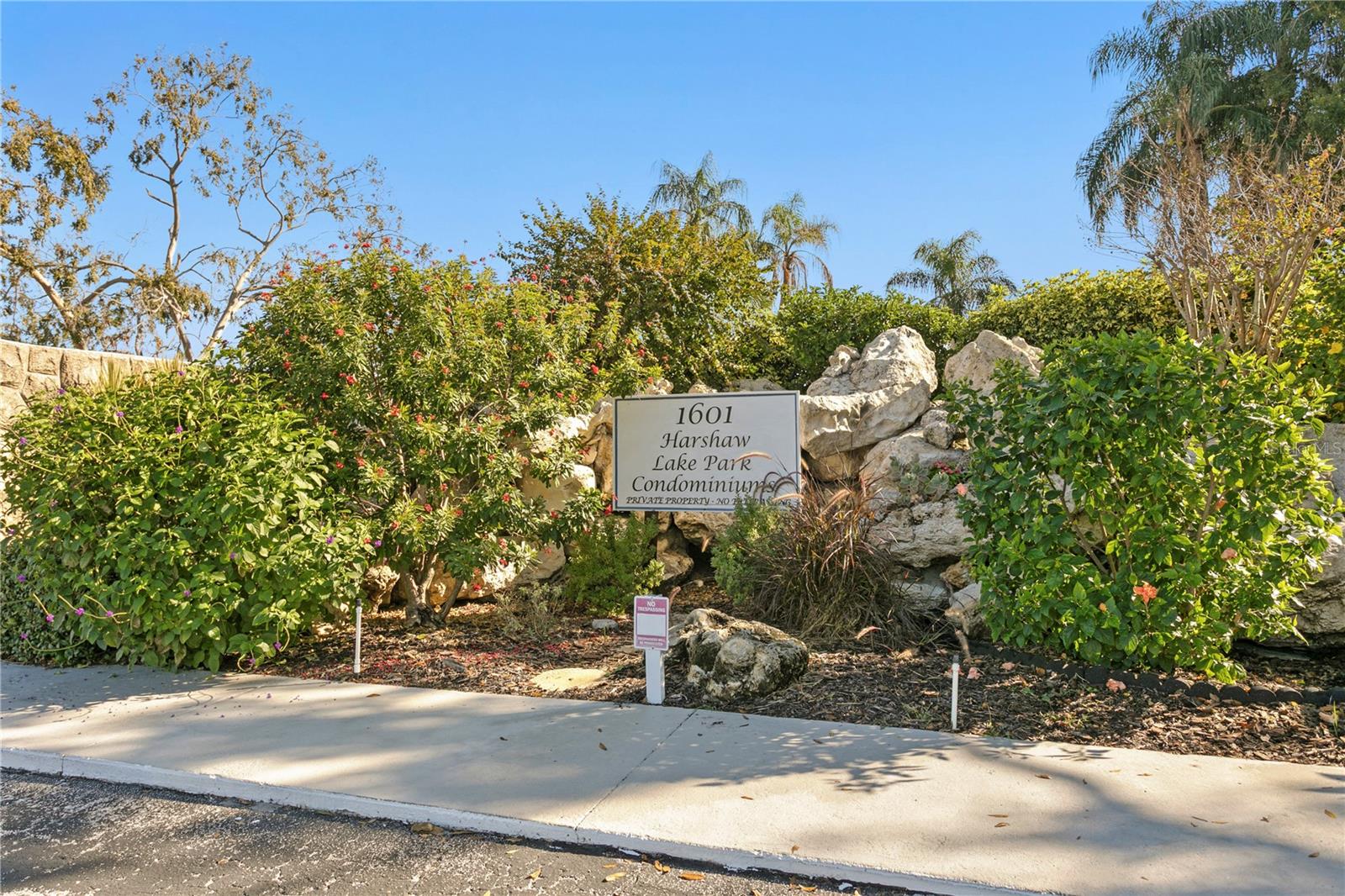 Image 36 of 46 For 1601 43rd Street N 220