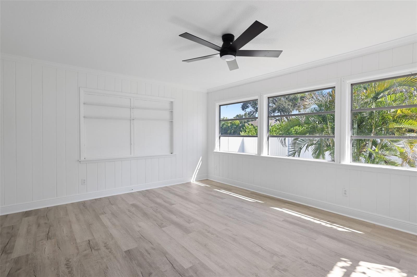 Image 10 of 26 For 637 Beltrees Street