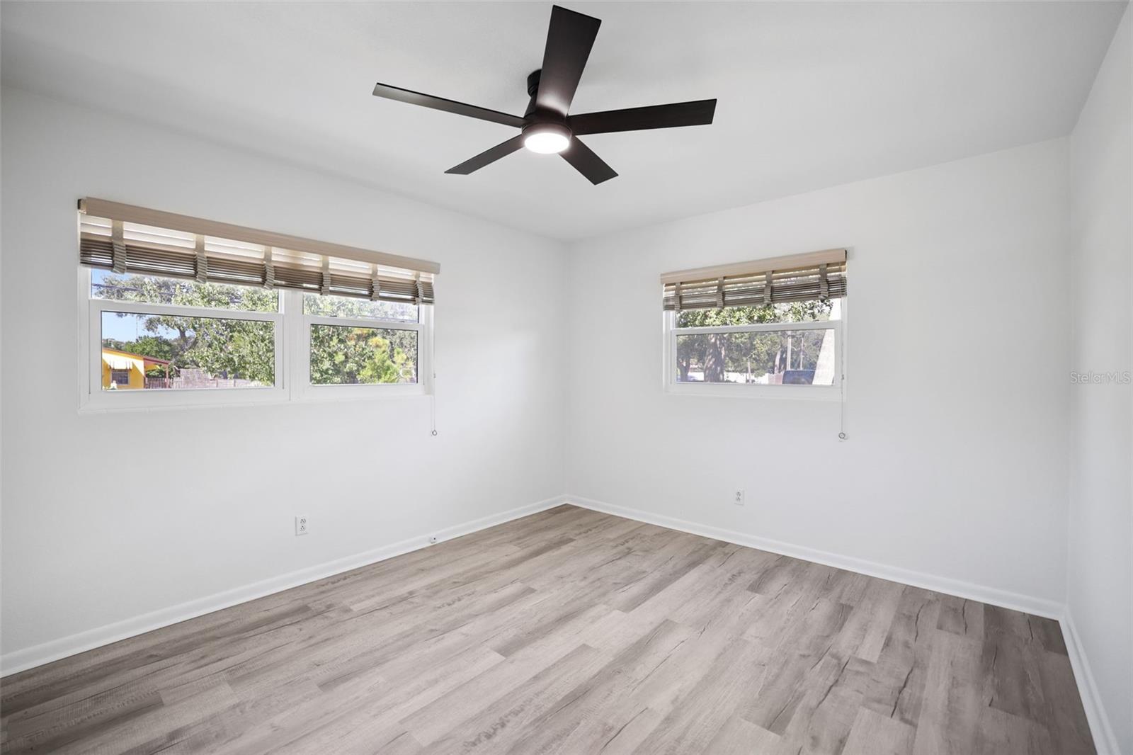 Image 12 of 26 For 637 Beltrees Street