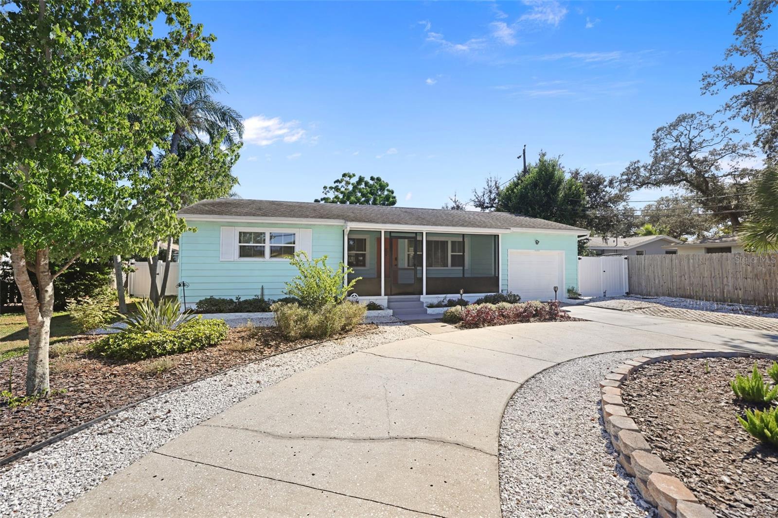 Image 21 of 26 For 637 Beltrees Street