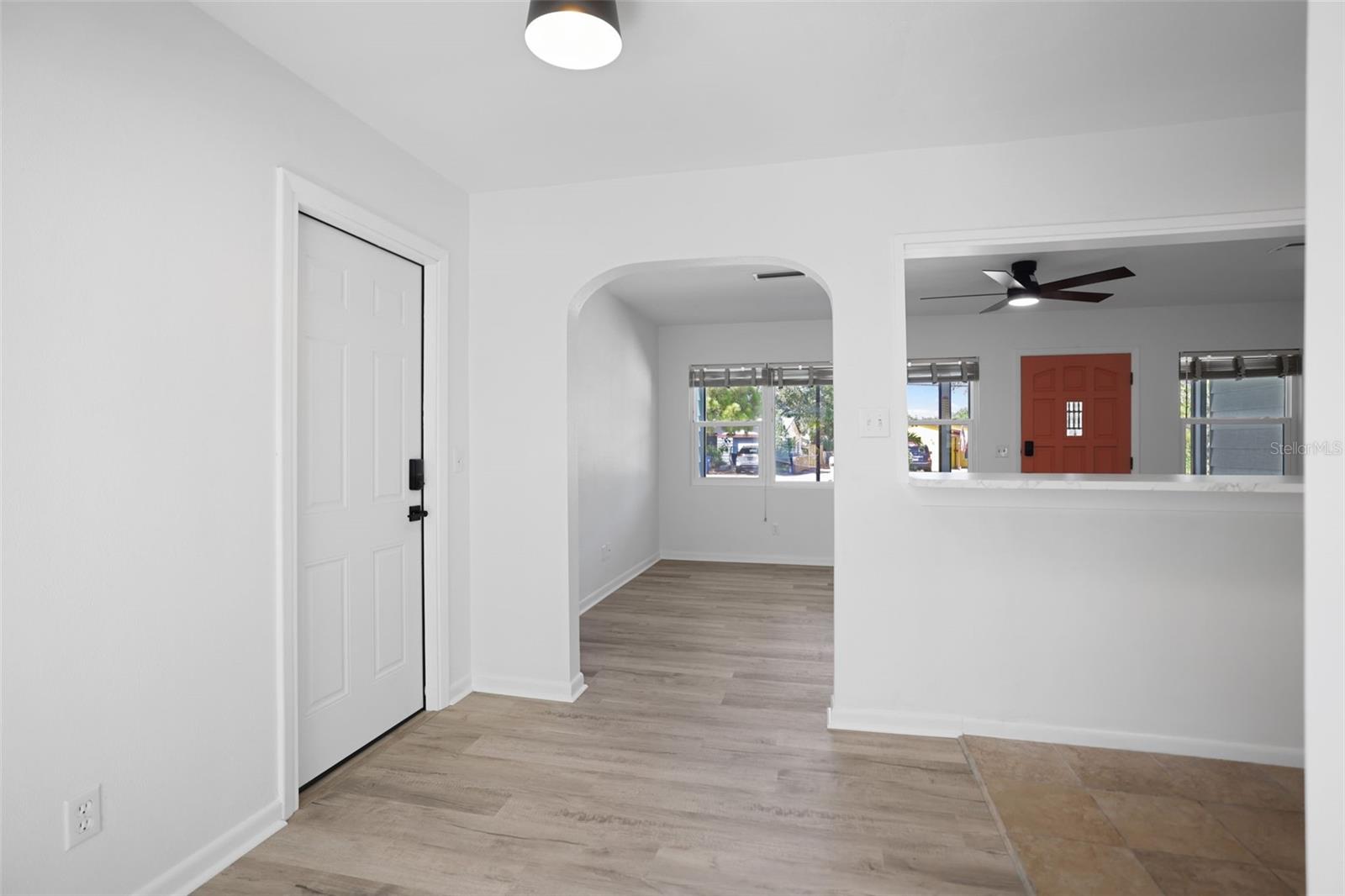 Image 6 of 26 For 637 Beltrees Street