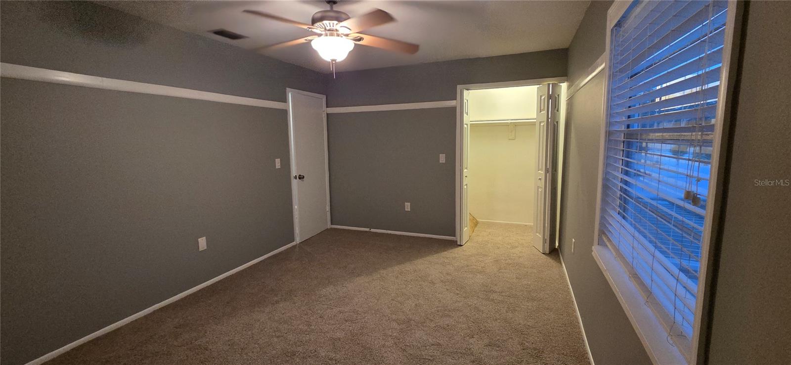 Image 12 of 39 For 11913 Congressional Drive 11913