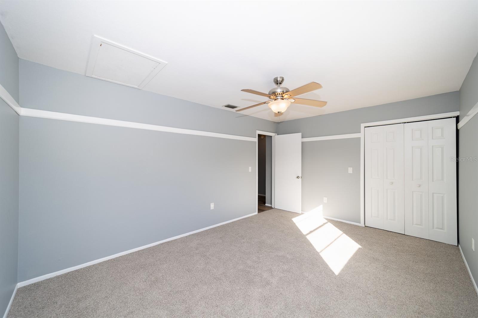 Image 23 of 39 For 11913 Congressional Drive 11913