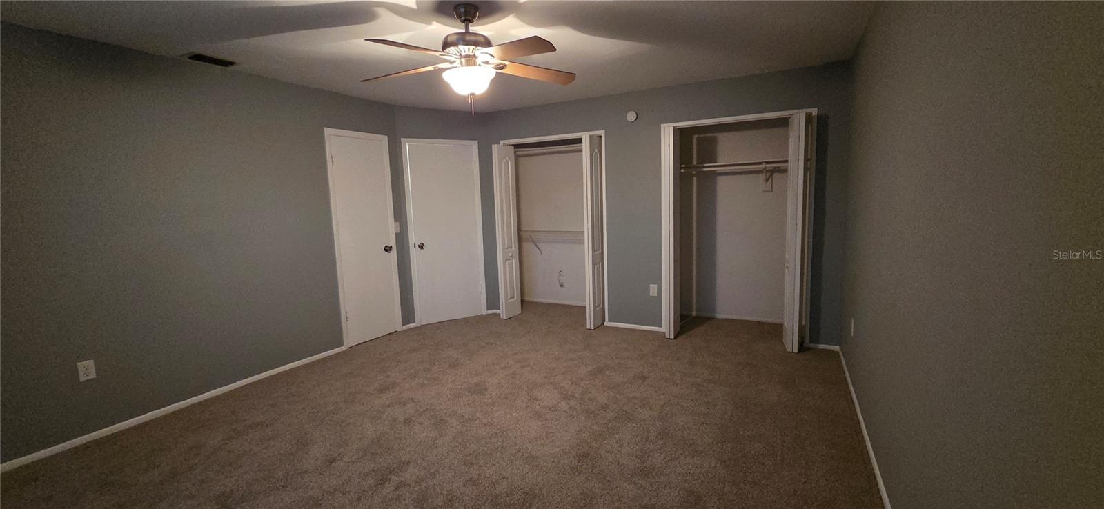 Image 9 of 39 For 11913 Congressional Drive 11913