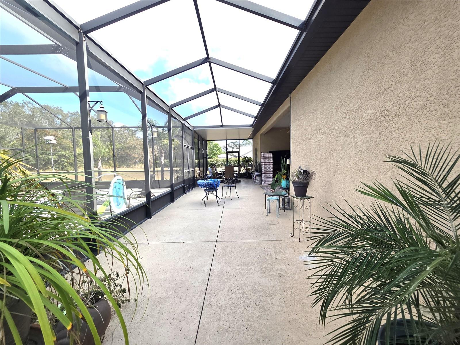 Image 23 of 34 For 16605 Diplomat Drive