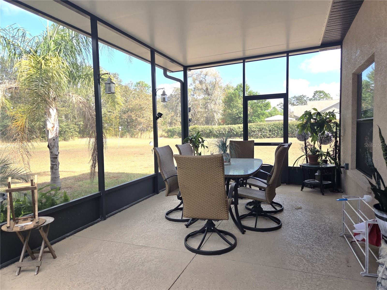 Image 25 of 34 For 16605 Diplomat Drive